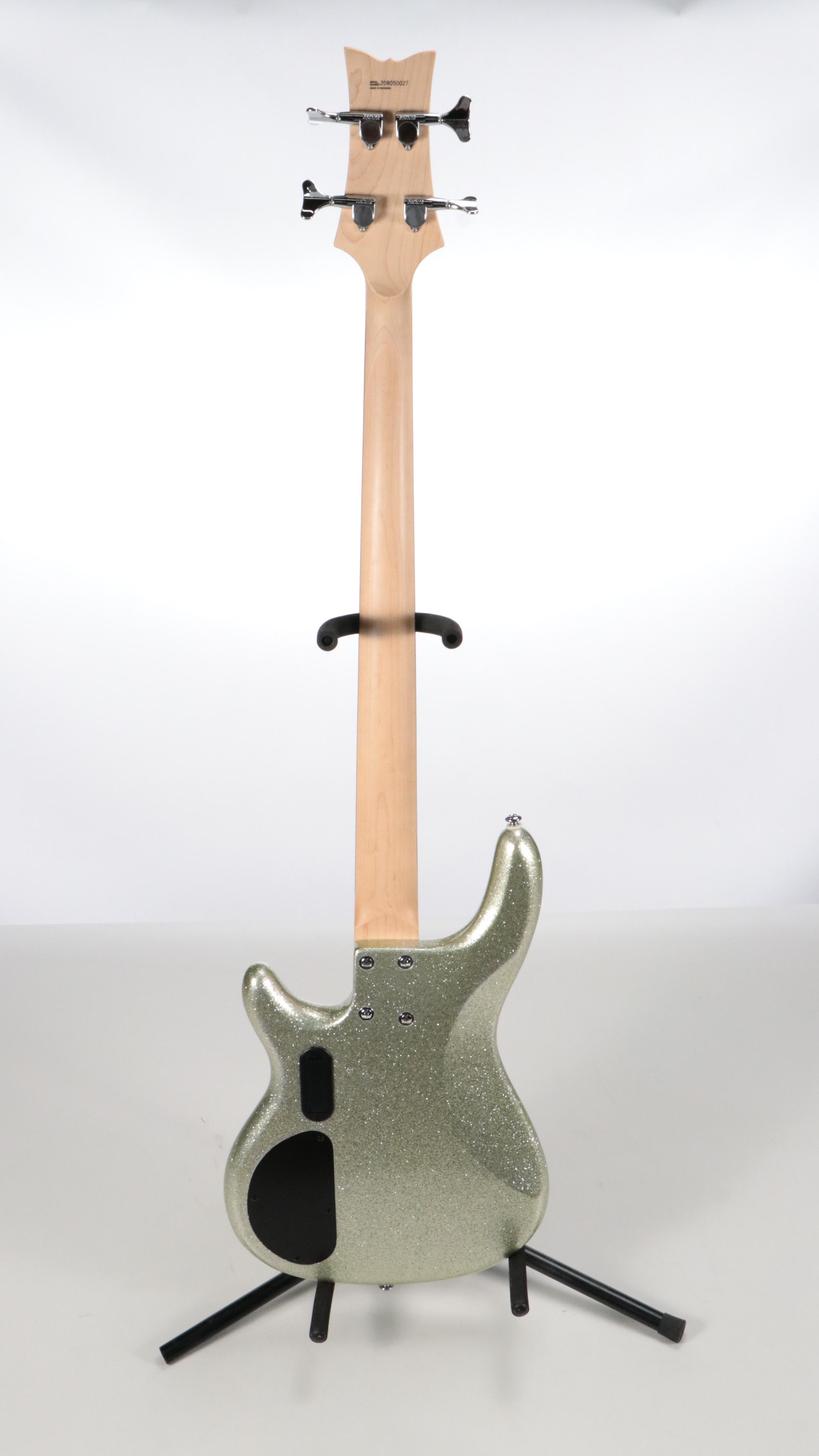 Daisy Rock Rock Candy Electric Bass Guitar with Hardshell Case