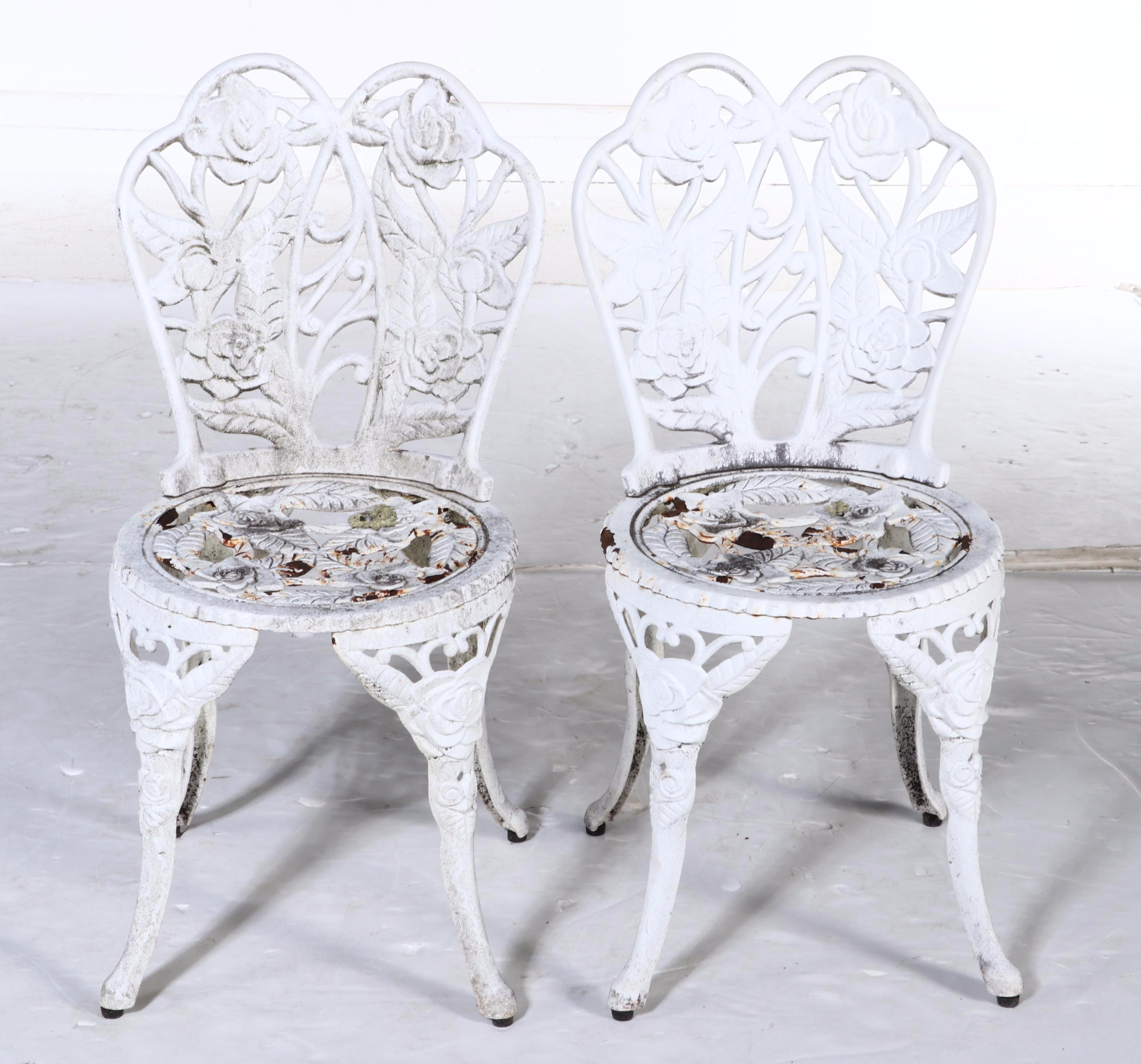 Victorian Style Cast Iron Roses Themed Bistro Set