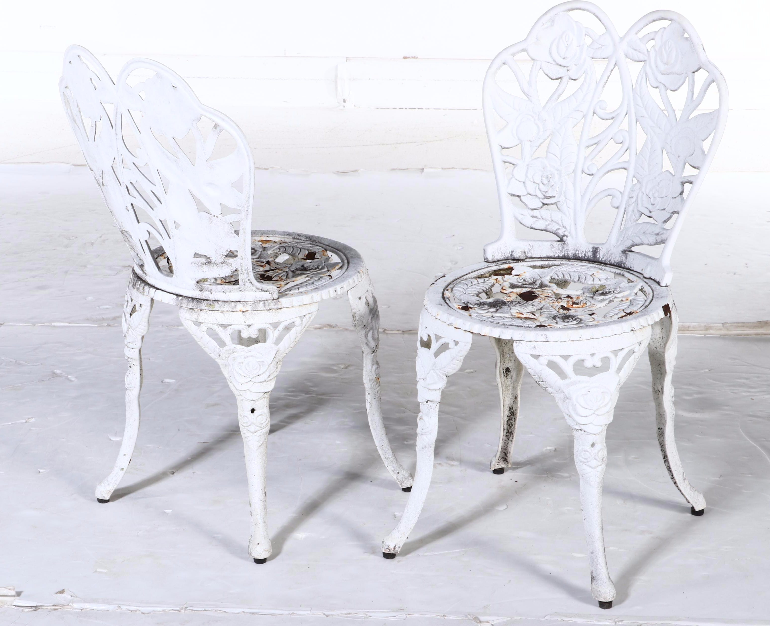 Victorian Style Cast Iron Roses Themed Bistro Set