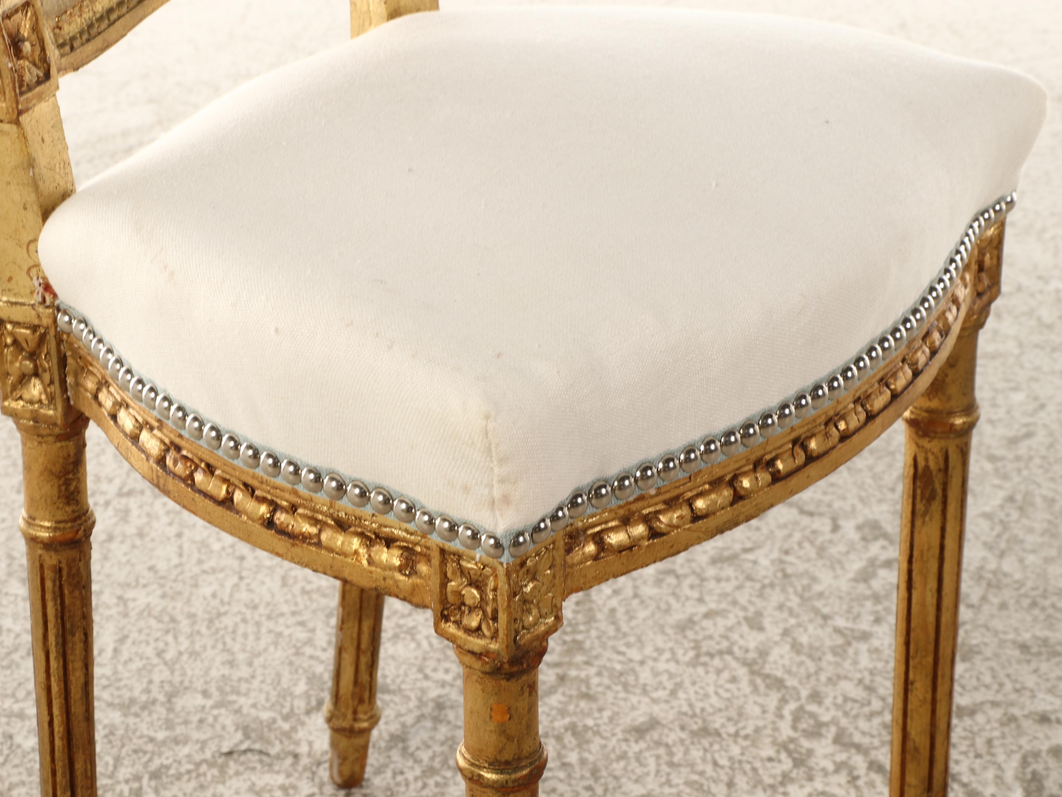 Pair of French Style Carved Giltwood Music Chairs, 19th Century