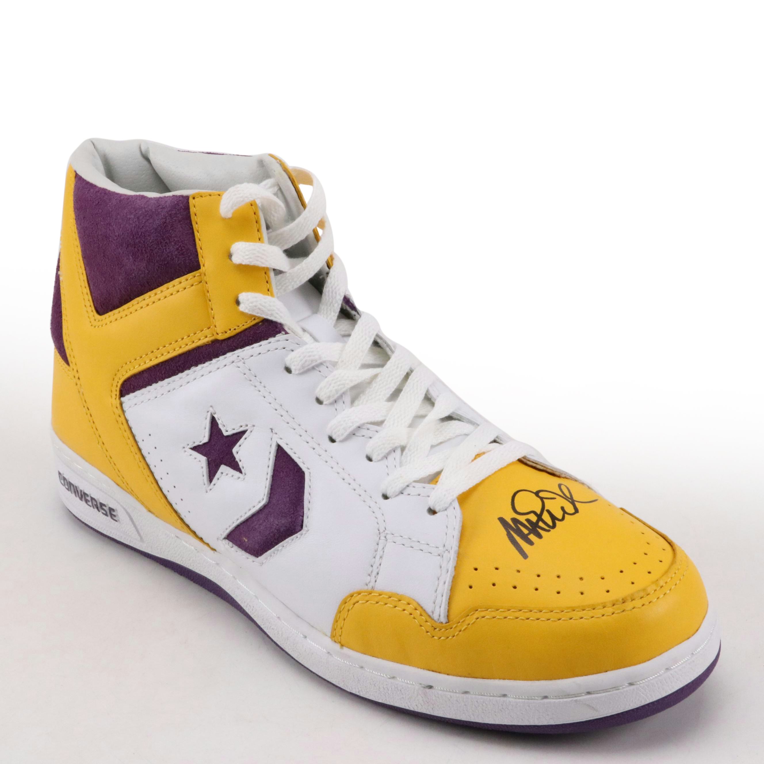 Magic Johnson Signed Converse NBA x Weapon CX Shoe, Beckett