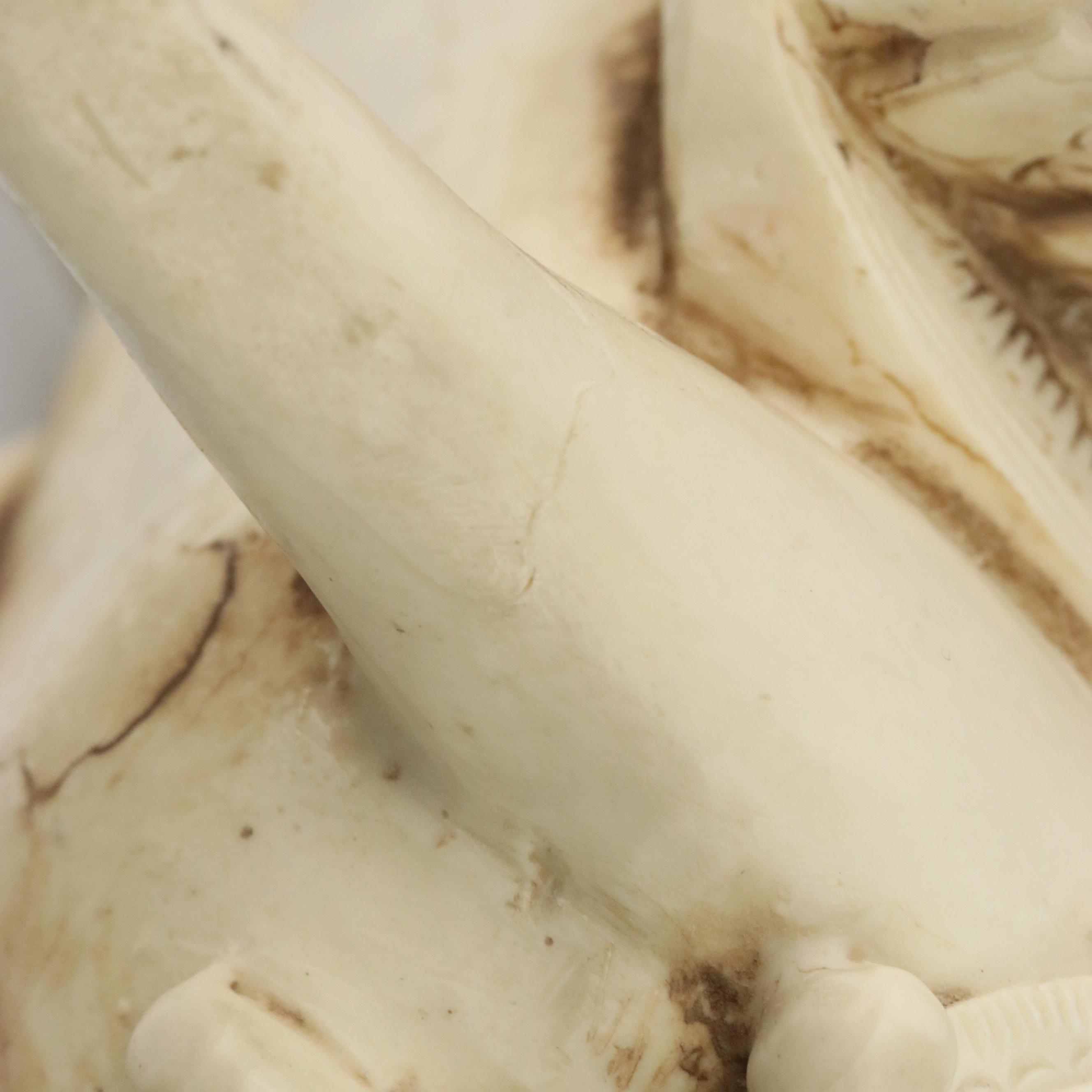 Chinese Style General Guan Yu Resin Figurine