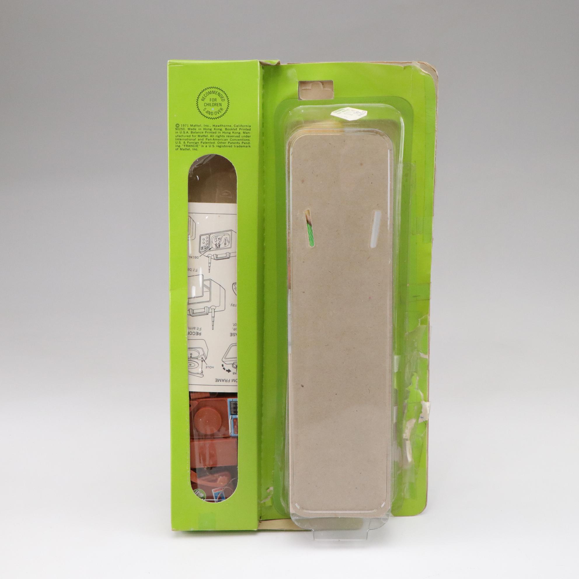 Mattel "Busy Francie" and "Malibu Barbie" Featured in Set of 70s Barbie Dolls