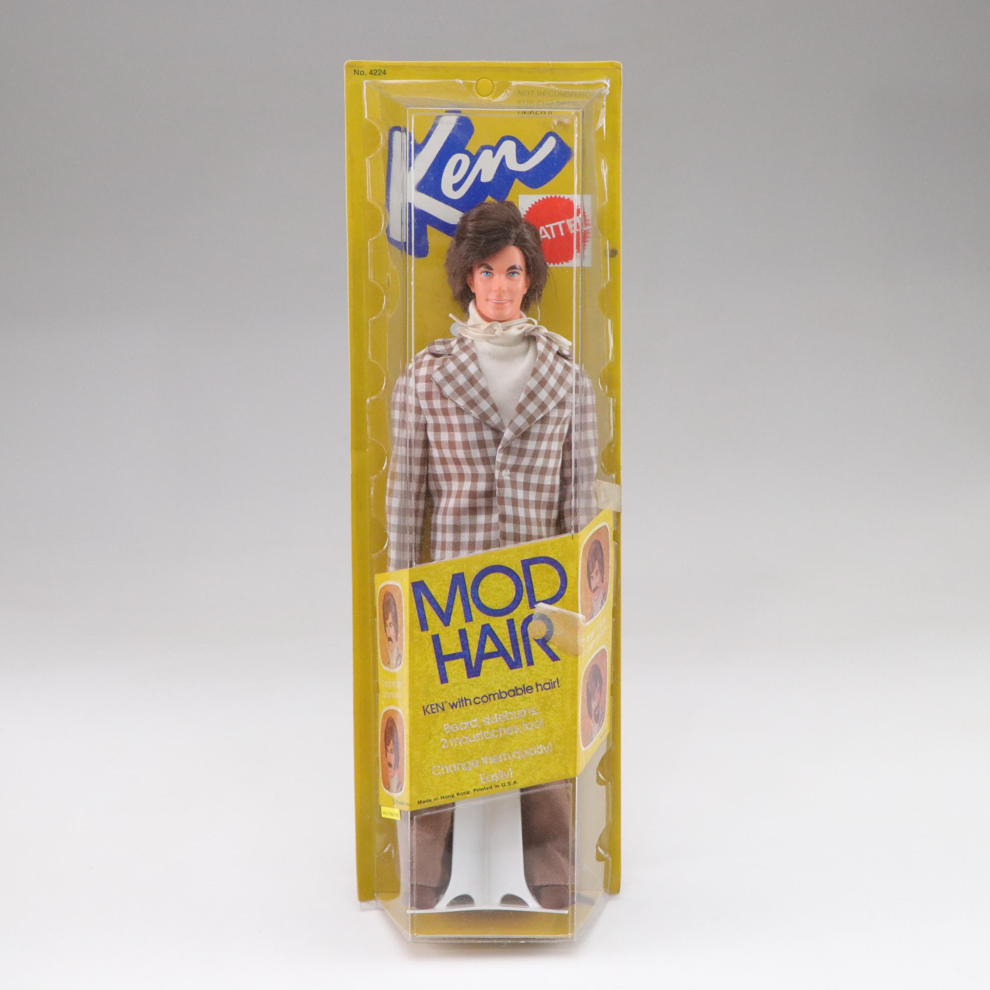 Mattel "Busy Francie" and "Malibu Barbie" Featured in Set of 70s Barbie Dolls