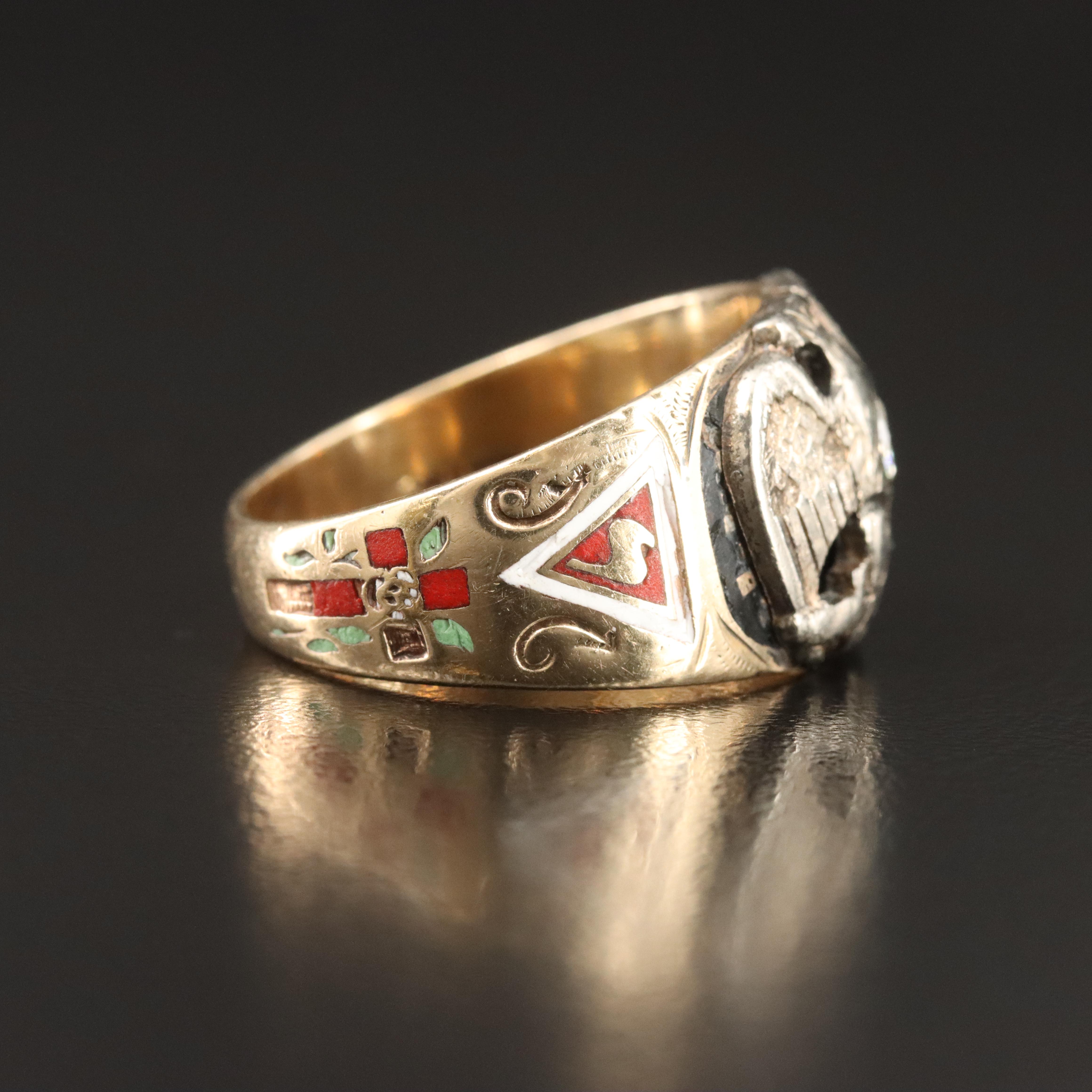 Masonic Scottish Rite 10K Diamond and Enamel Ring | EBTH