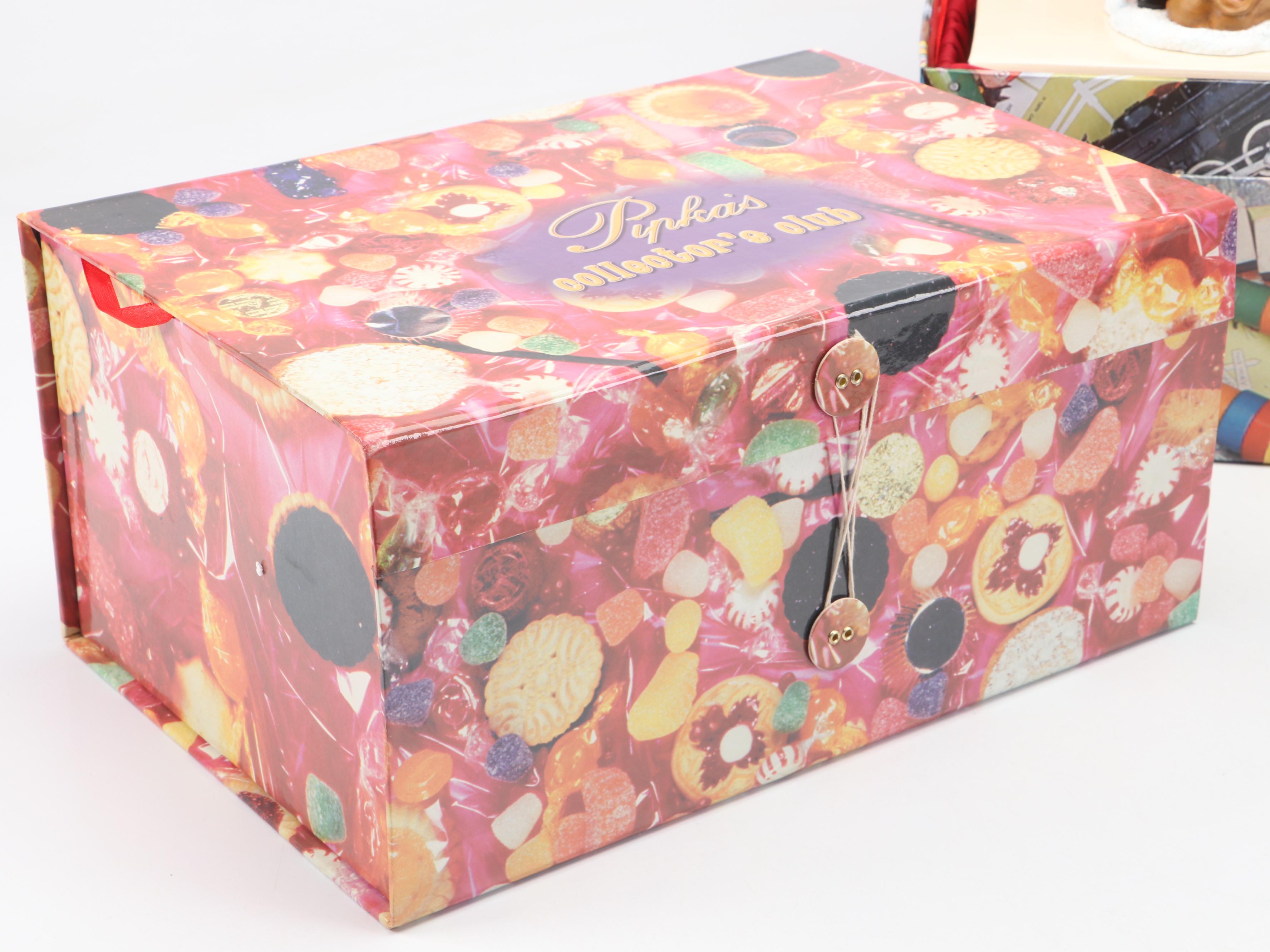 Ltd. Ed. Pipka "Candy Cane Claus" Resin Santa with Collector's Club Kits