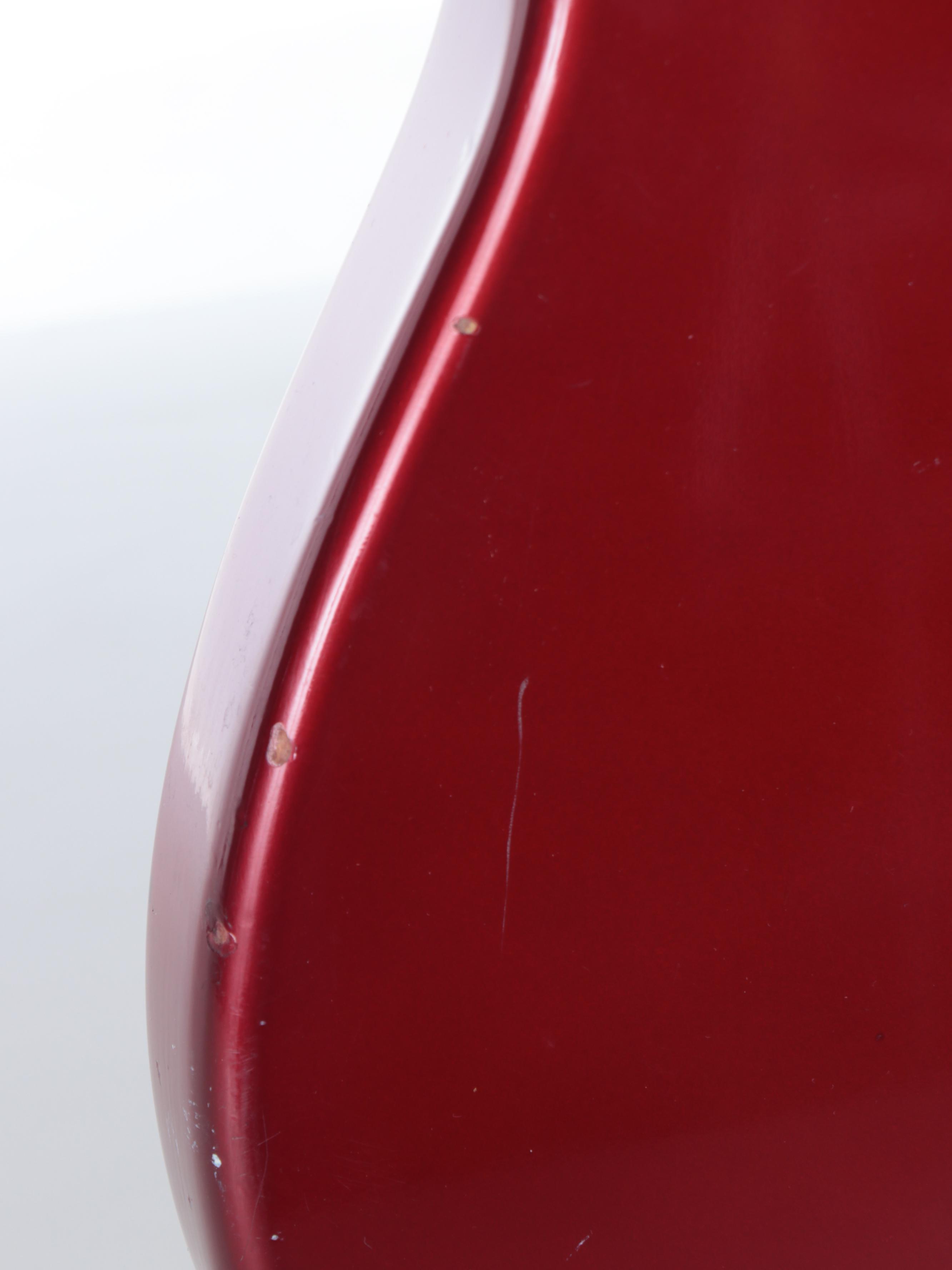 Hondo Deluxe Series 830 Electric Bass Guitar