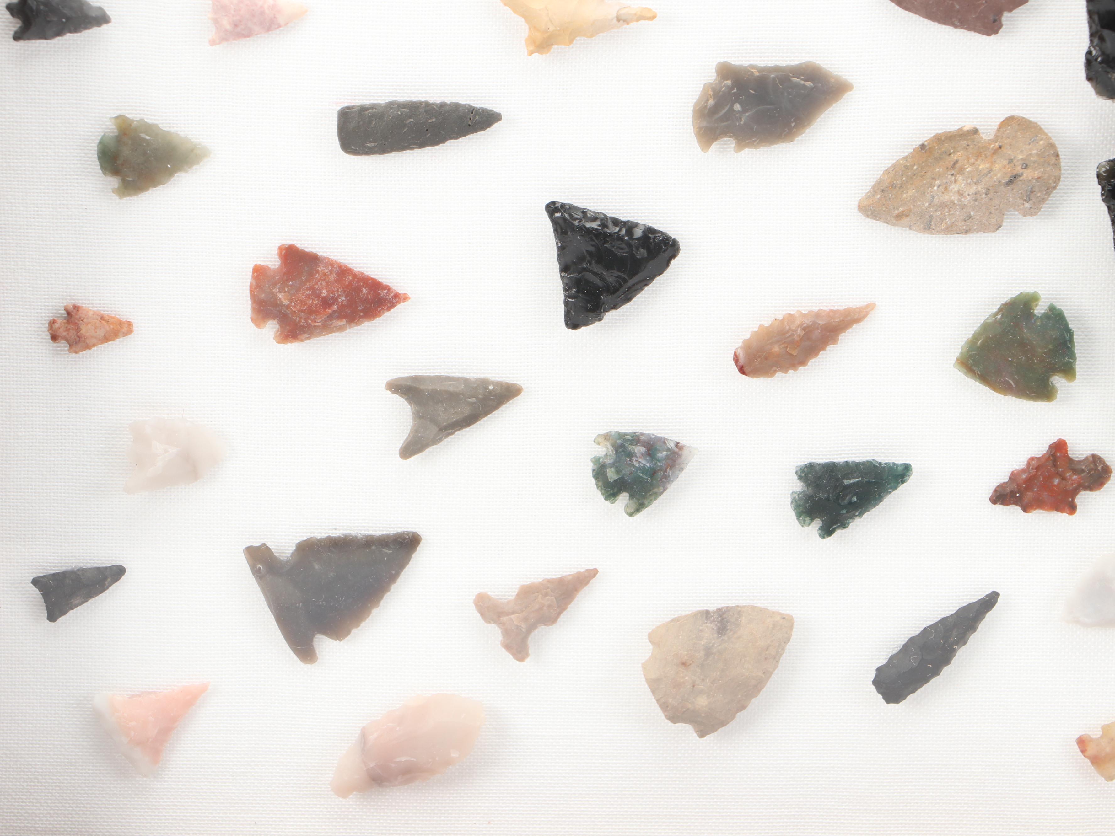 Knapped Flint, Chert, Obsidian and Jasper Arrowheads and Beads in Case