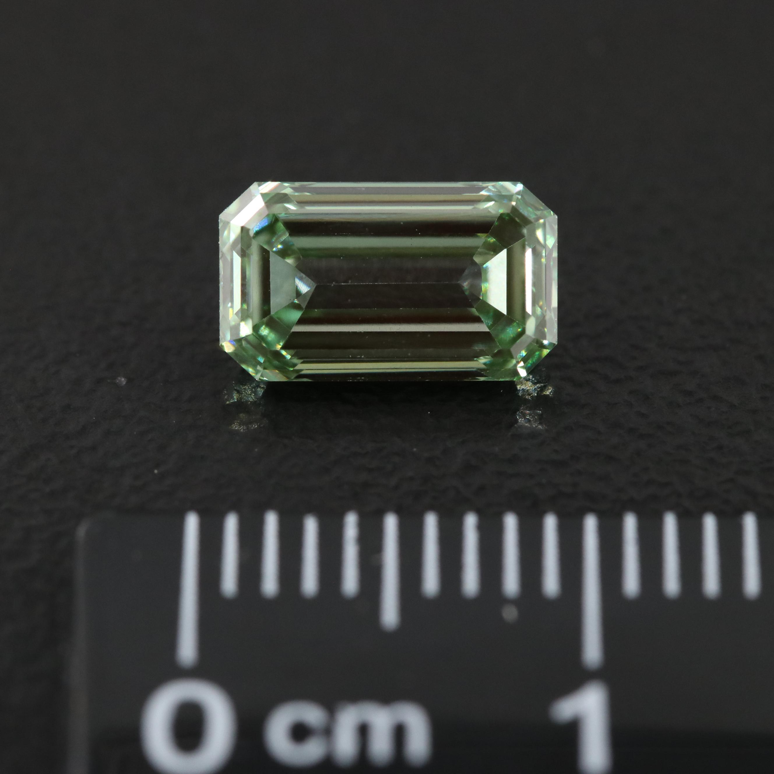 Loose 1.54 Lab Grown Fancy Green Diamond