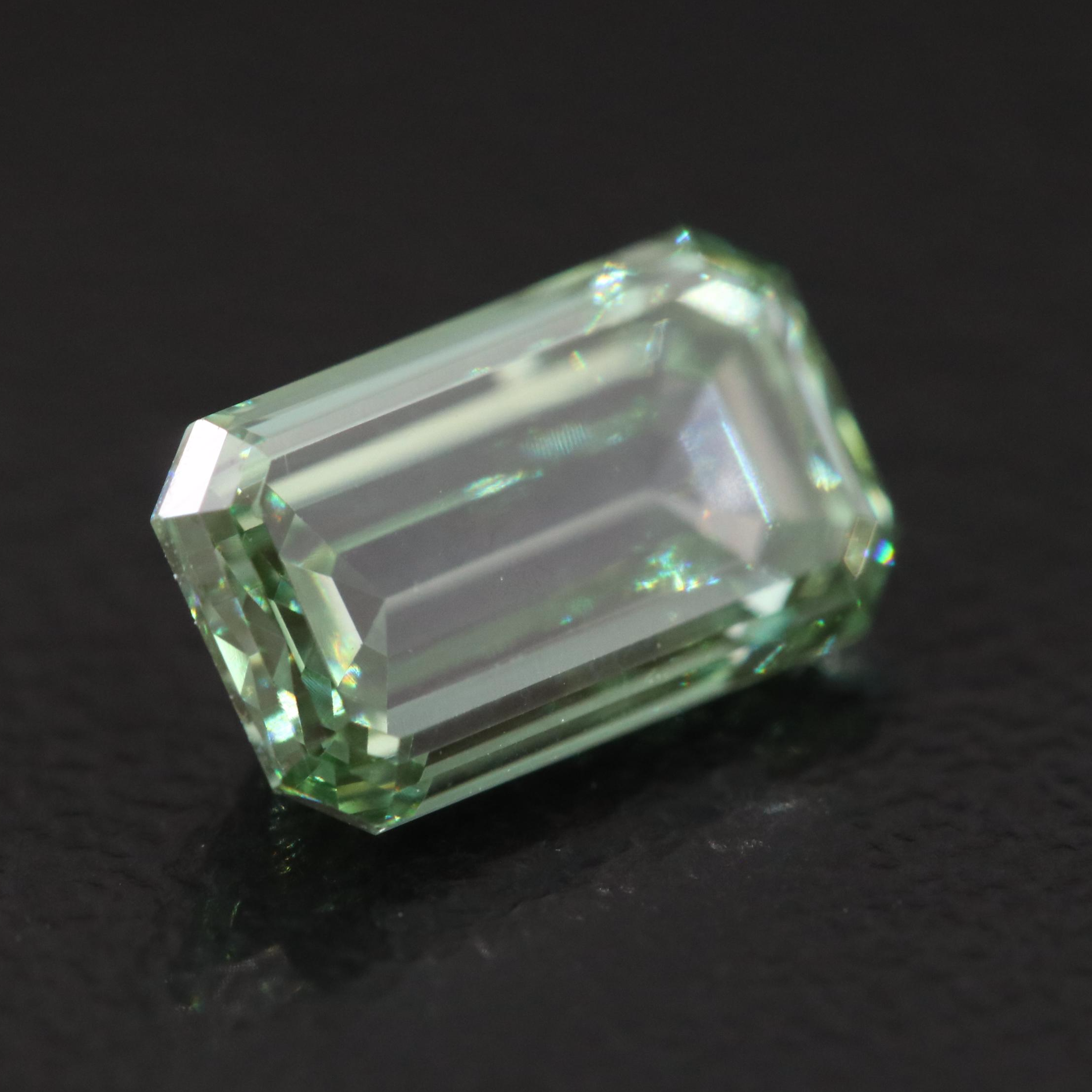 Loose 1.54 Lab Grown Fancy Green Diamond