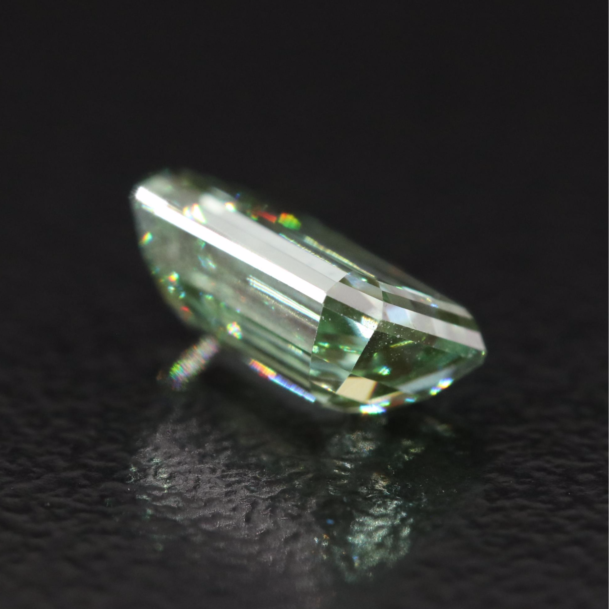 Loose 1.54 Lab Grown Fancy Green Diamond