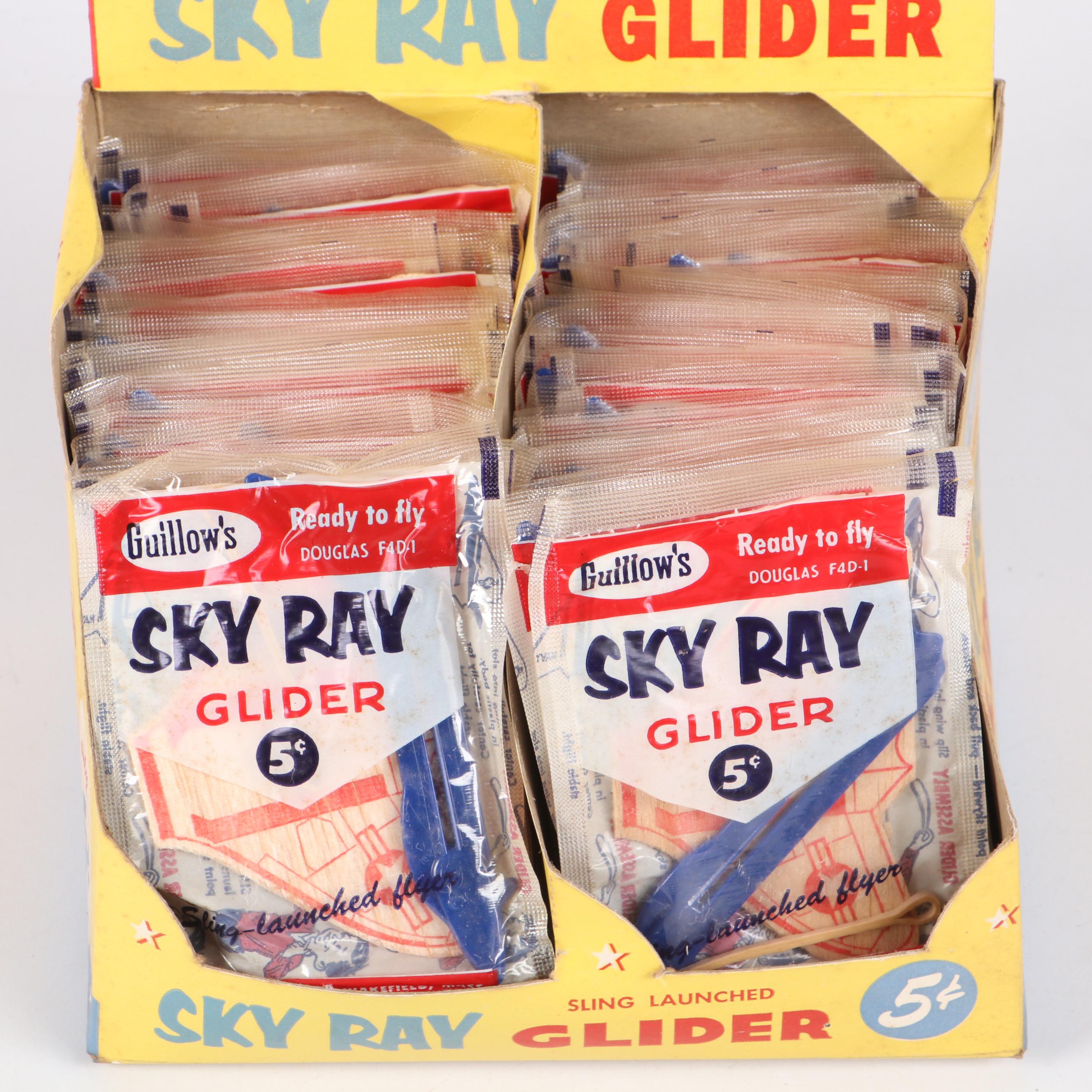 Guillow's Ready to Fly "Sky Ray Glider" Model Kits with Counter Display