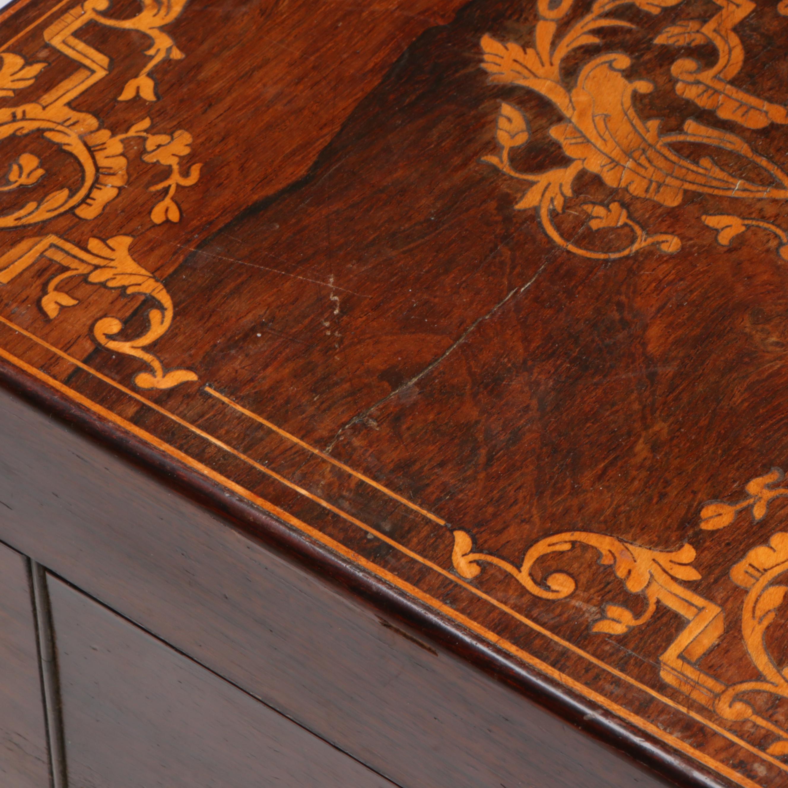 Cave à Liqueur with Uranium Glass Sniffers