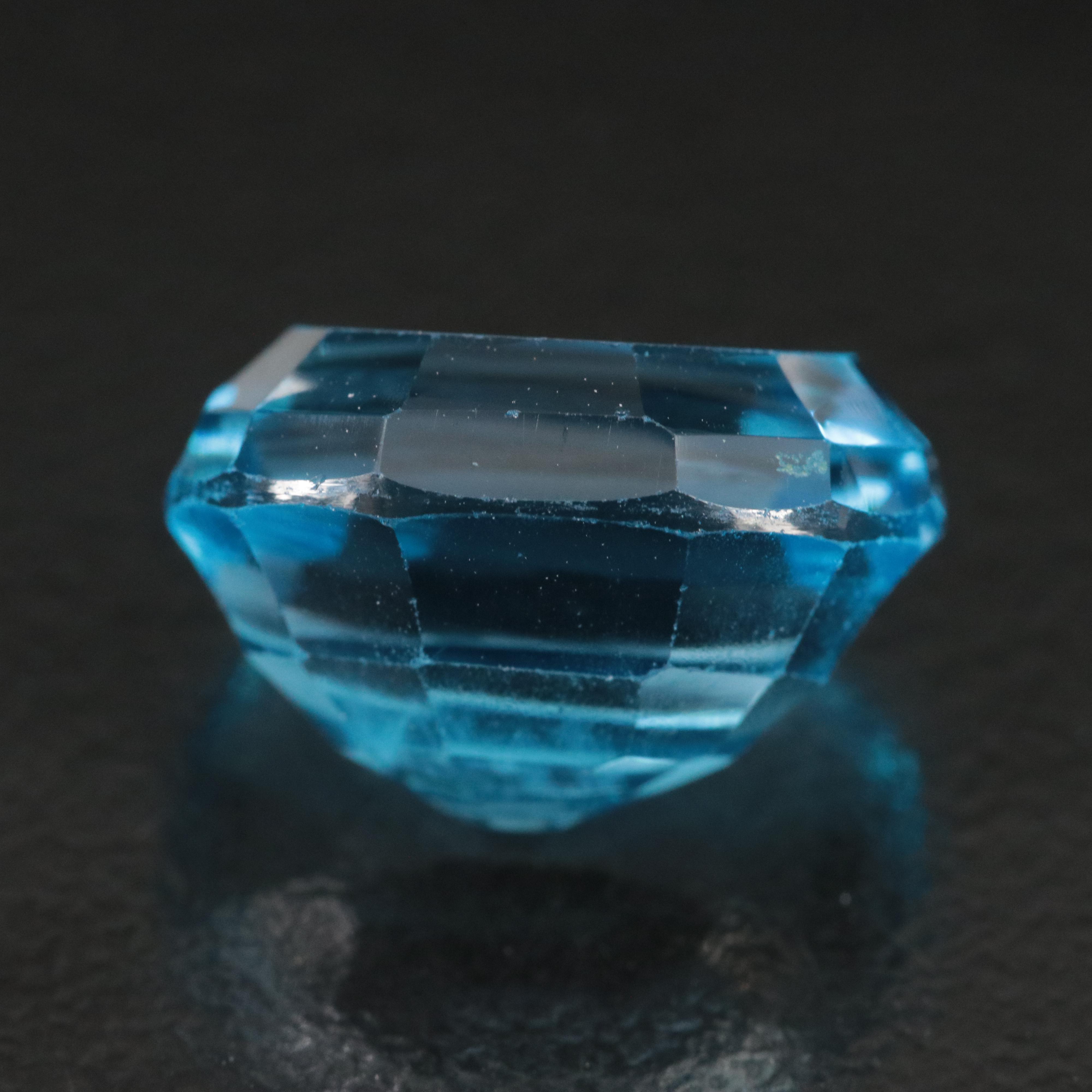 Loose 10.86 CT Swiss Blue Topaz
