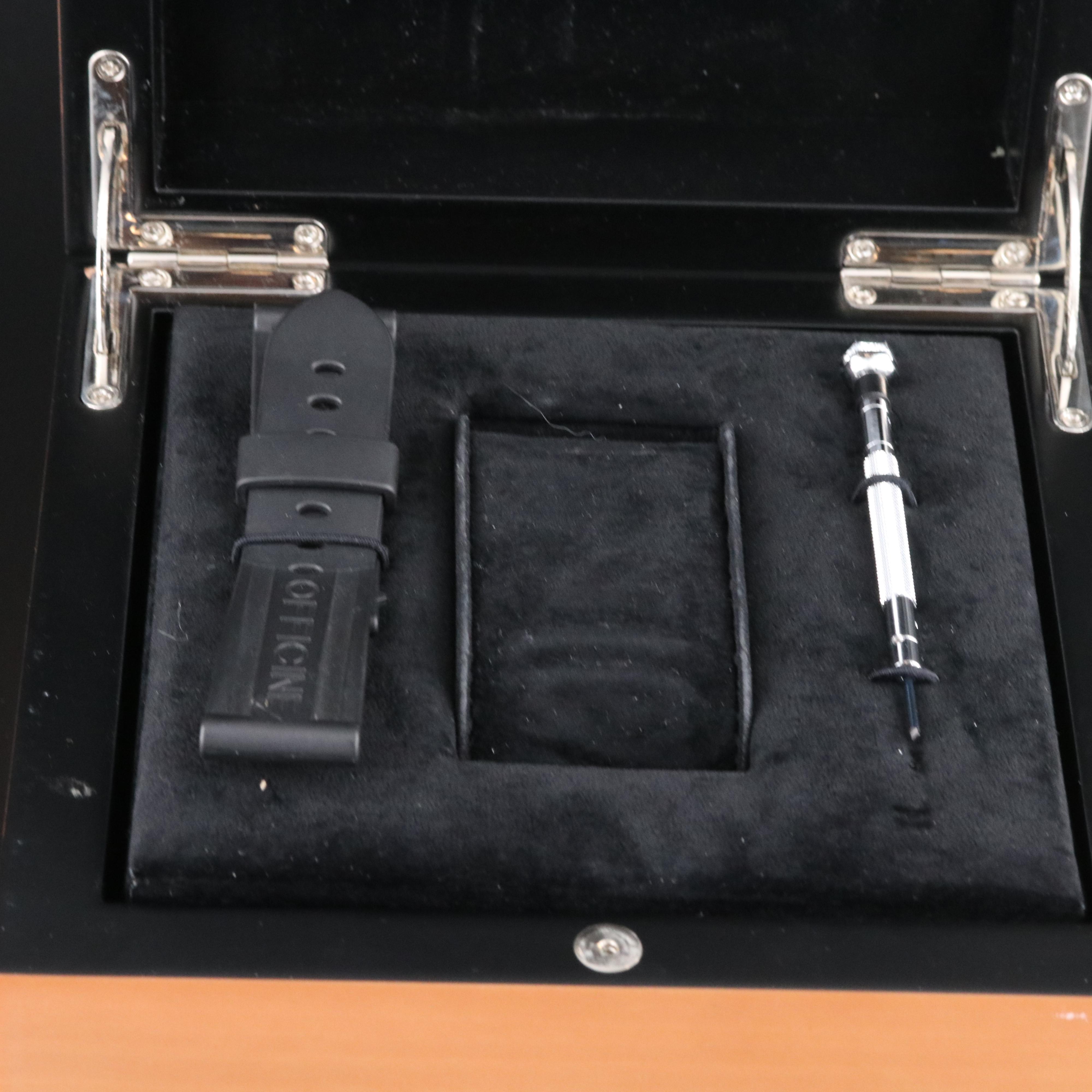 Panerai Luminor GMT PAM00088 Steel Automatic Watch