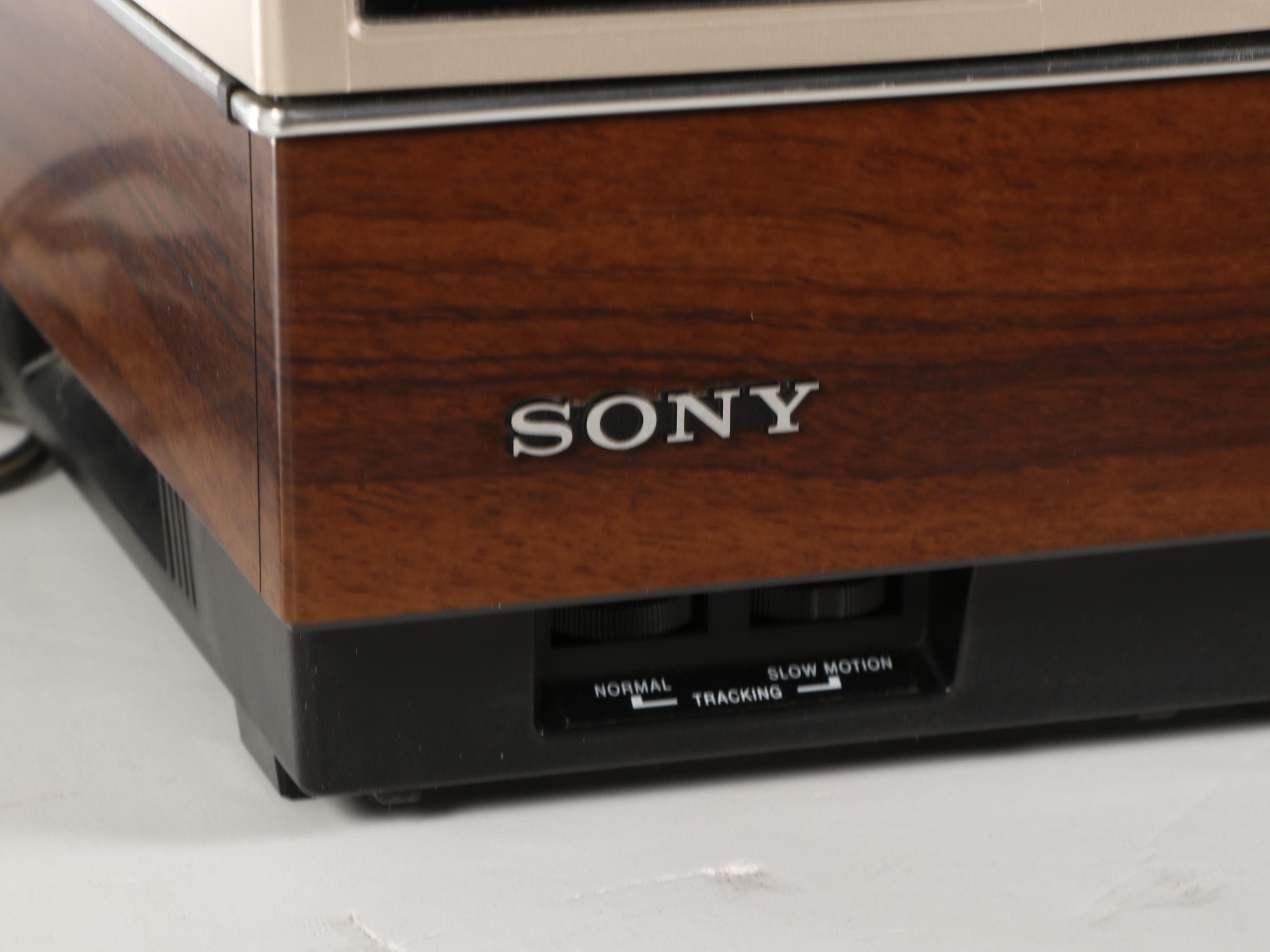 Sony Betamax Time Commander SL-5800 Video Cassette Recorder, 1980