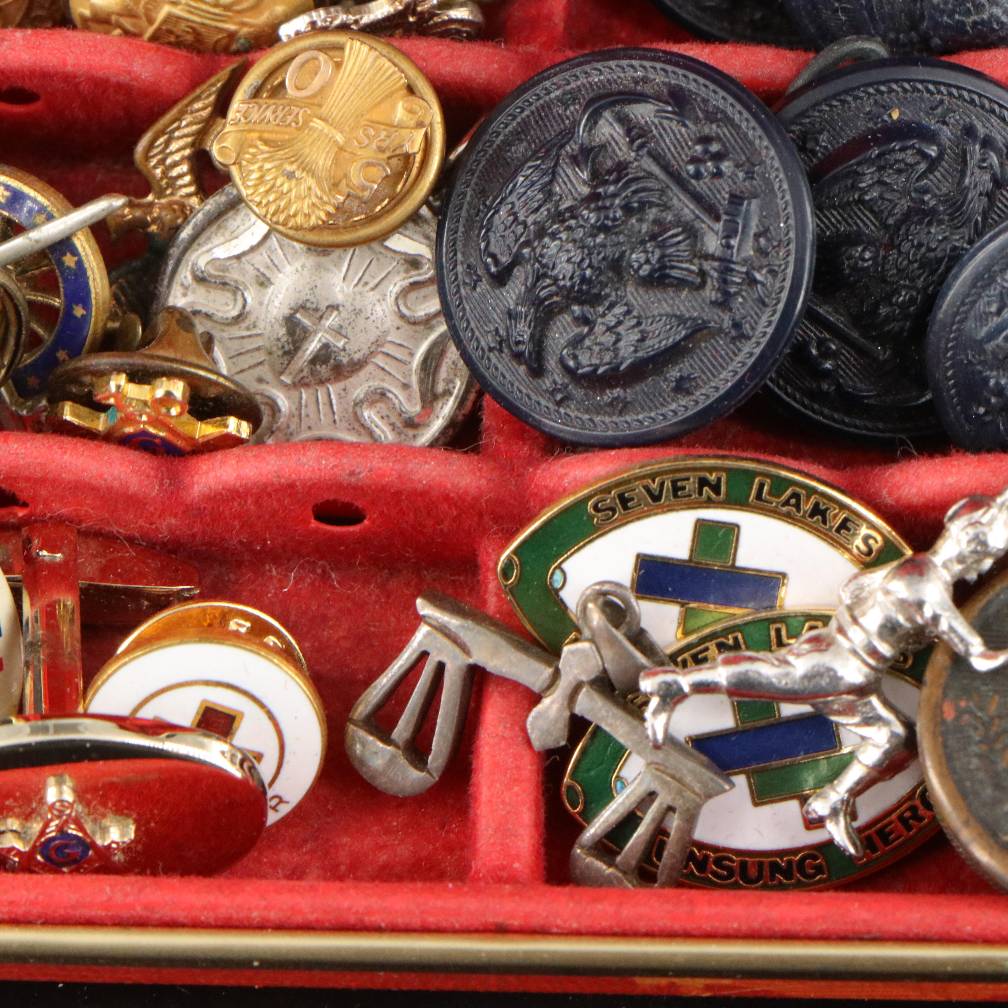 Uncommon Discoveries: Jewelry Collection