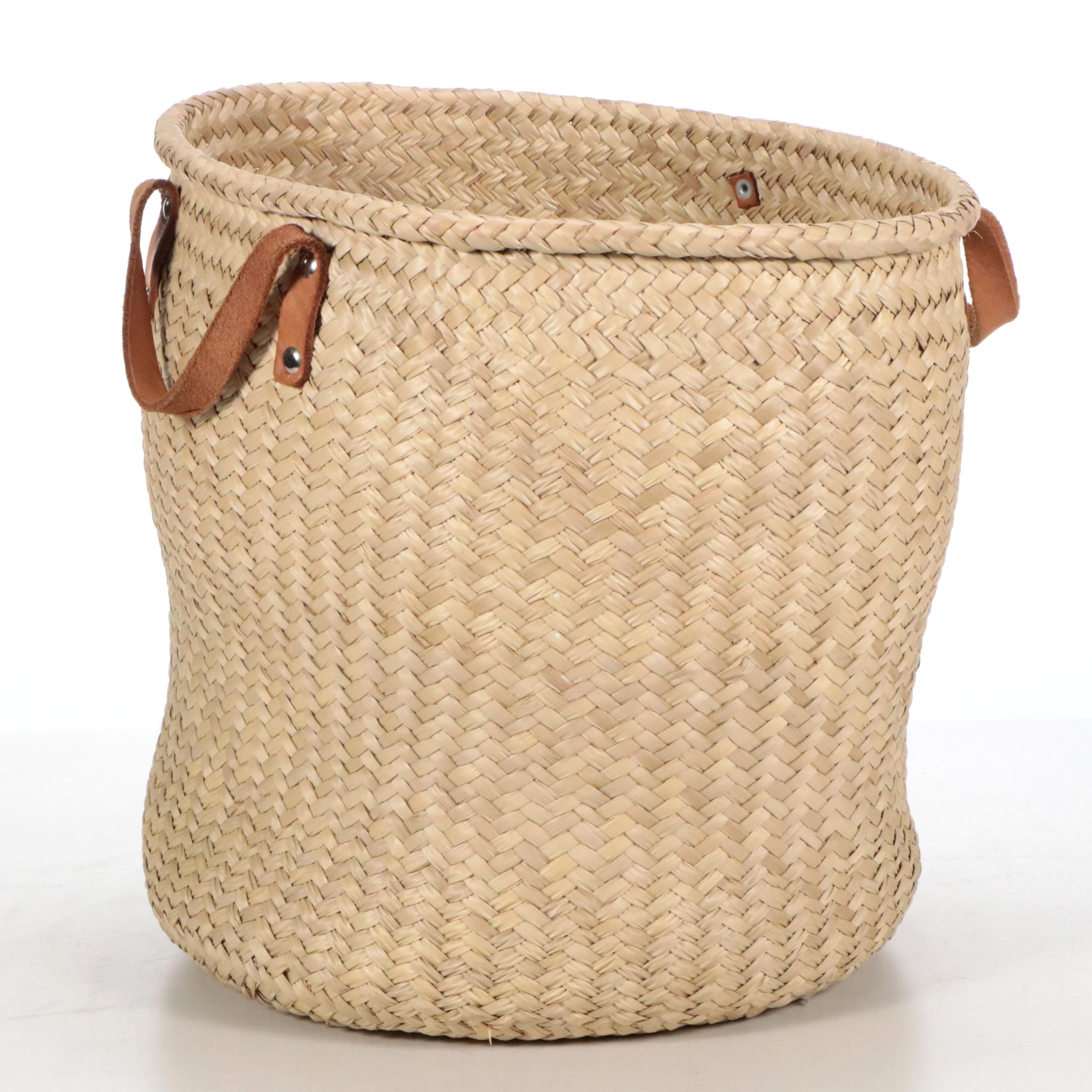 Seagrass Woven Laundry Hamper with Leather Handles
