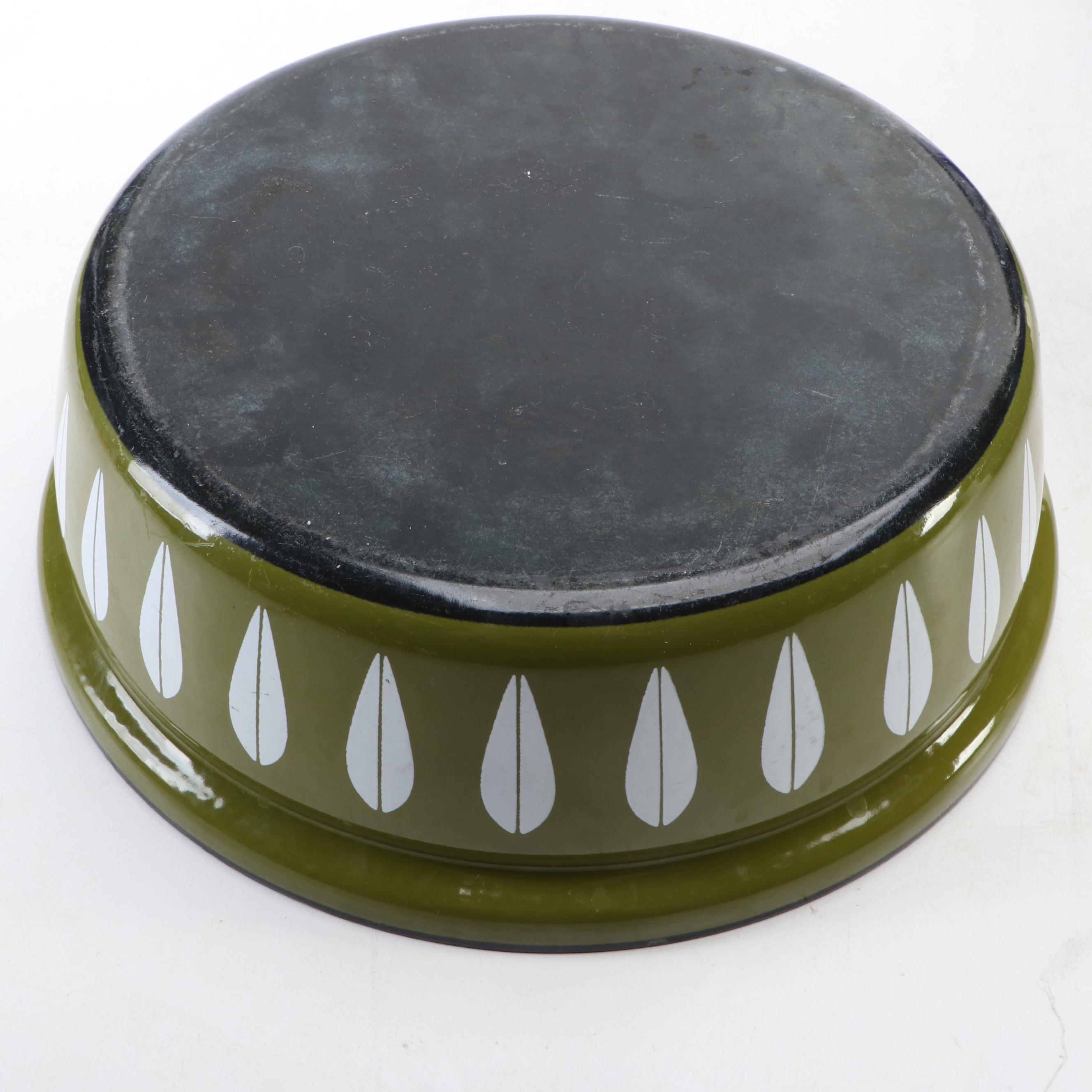 Cathrineholm "Lotus" Enameled Cast Iron Baking Dish with More Enamelware