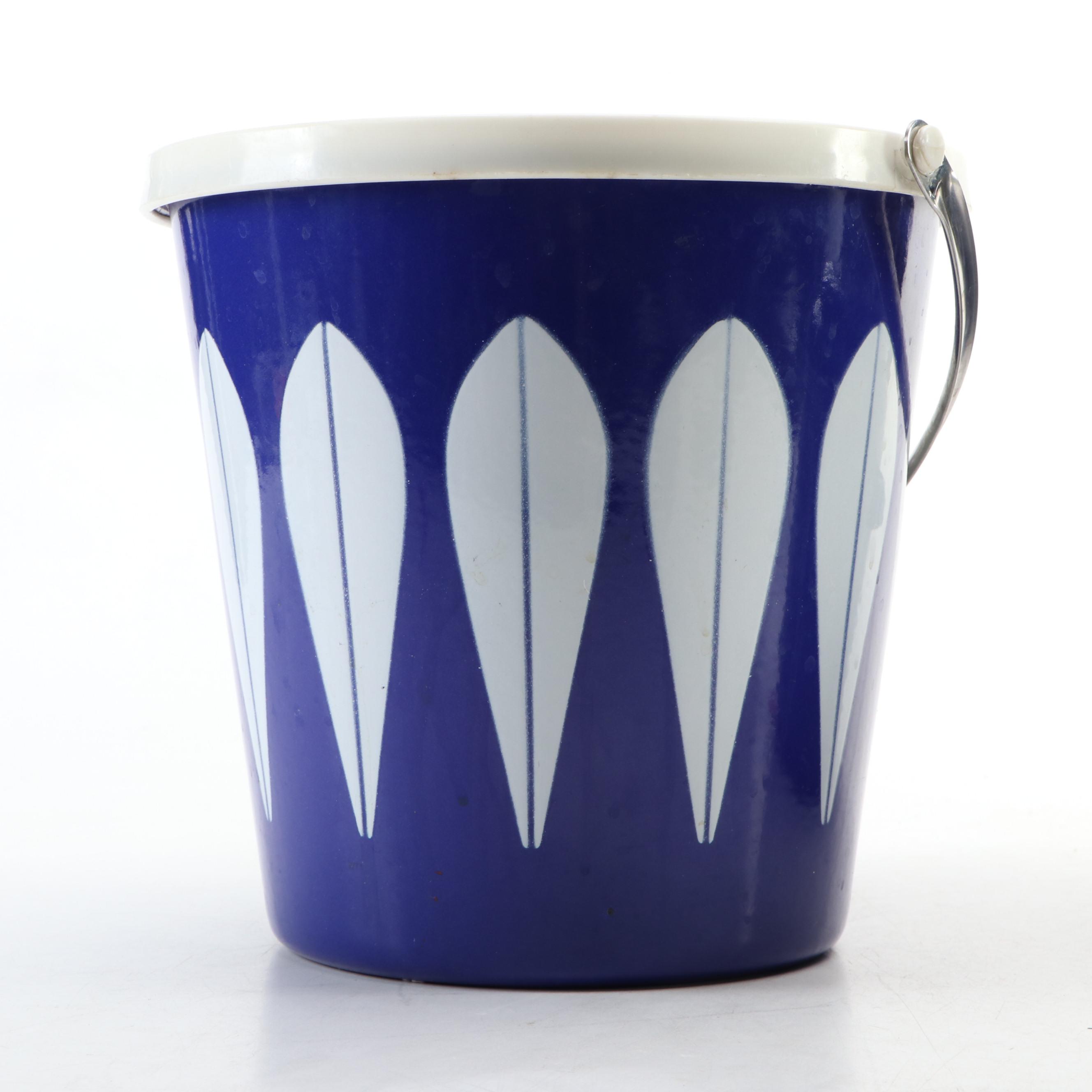 Cathrineholm "Lotus" Enameled Cast Iron Baking Dish with More Enamelware