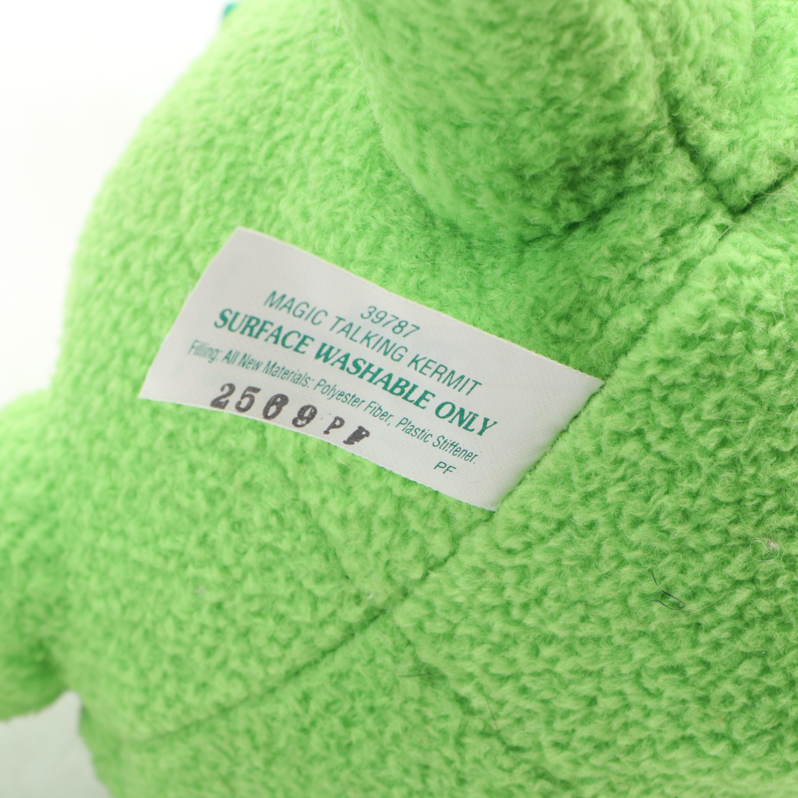 Tyco Magic Talking Kermit Toy with Sea World Stuffed Turtle and Fiesta Toucan