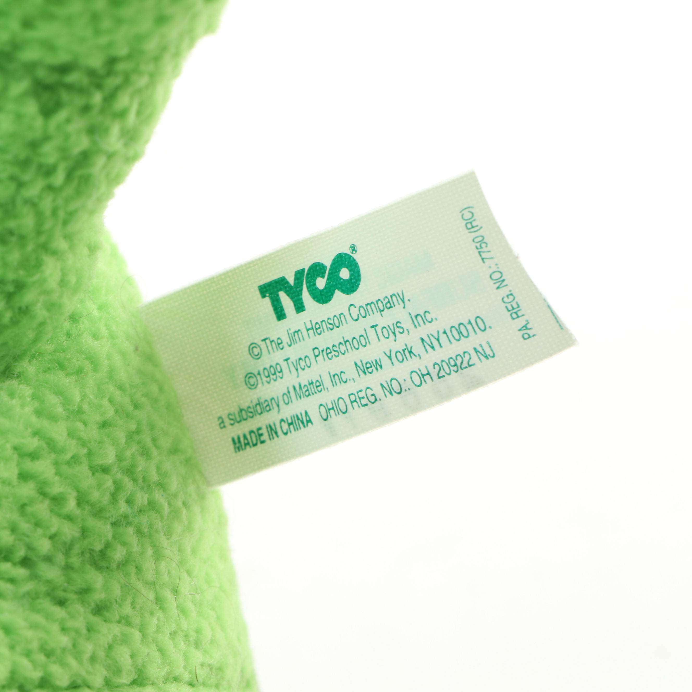 Tyco Magic Talking Kermit Toy with Sea World Stuffed Turtle and Fiesta Toucan