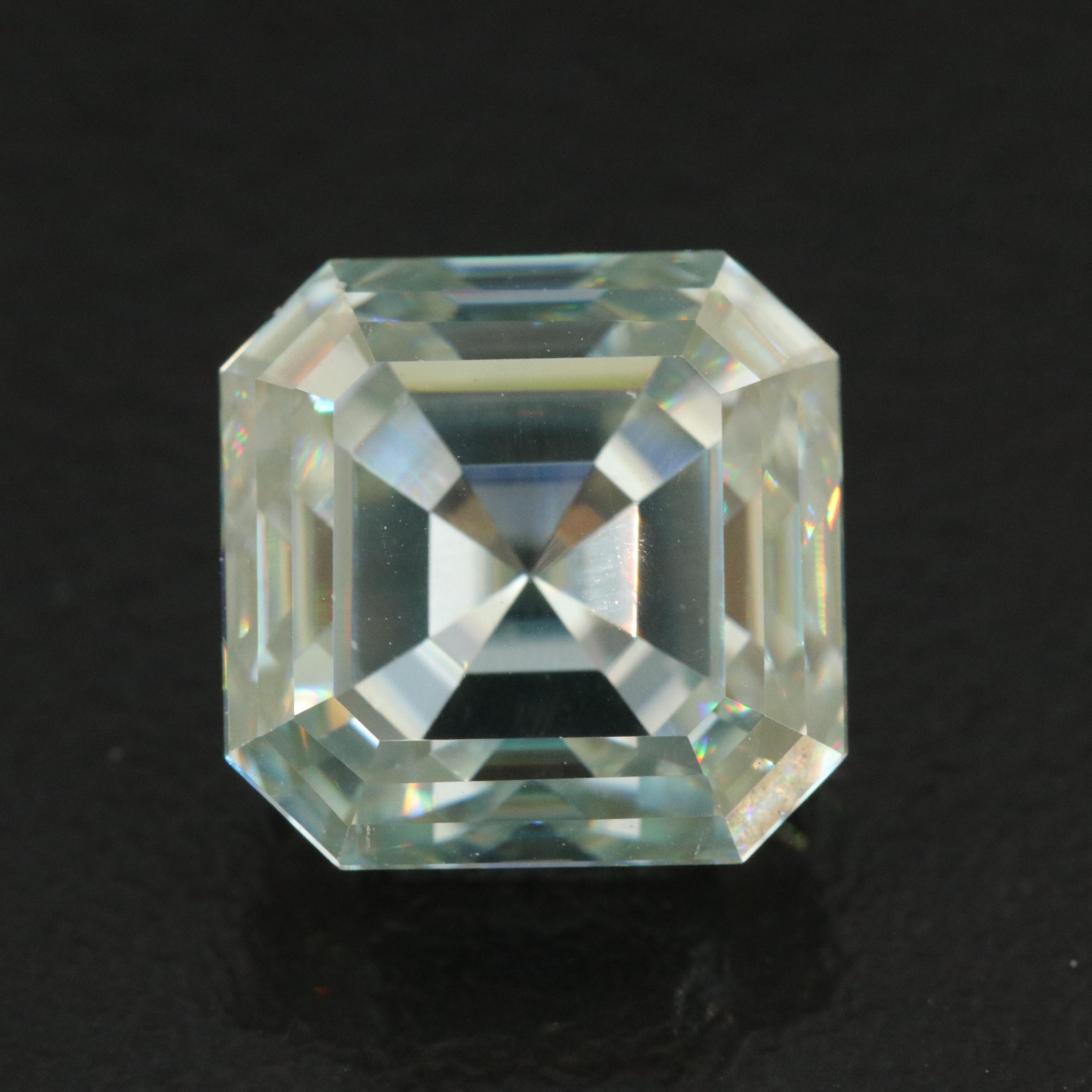 Loose 7.93 CT Moissanite