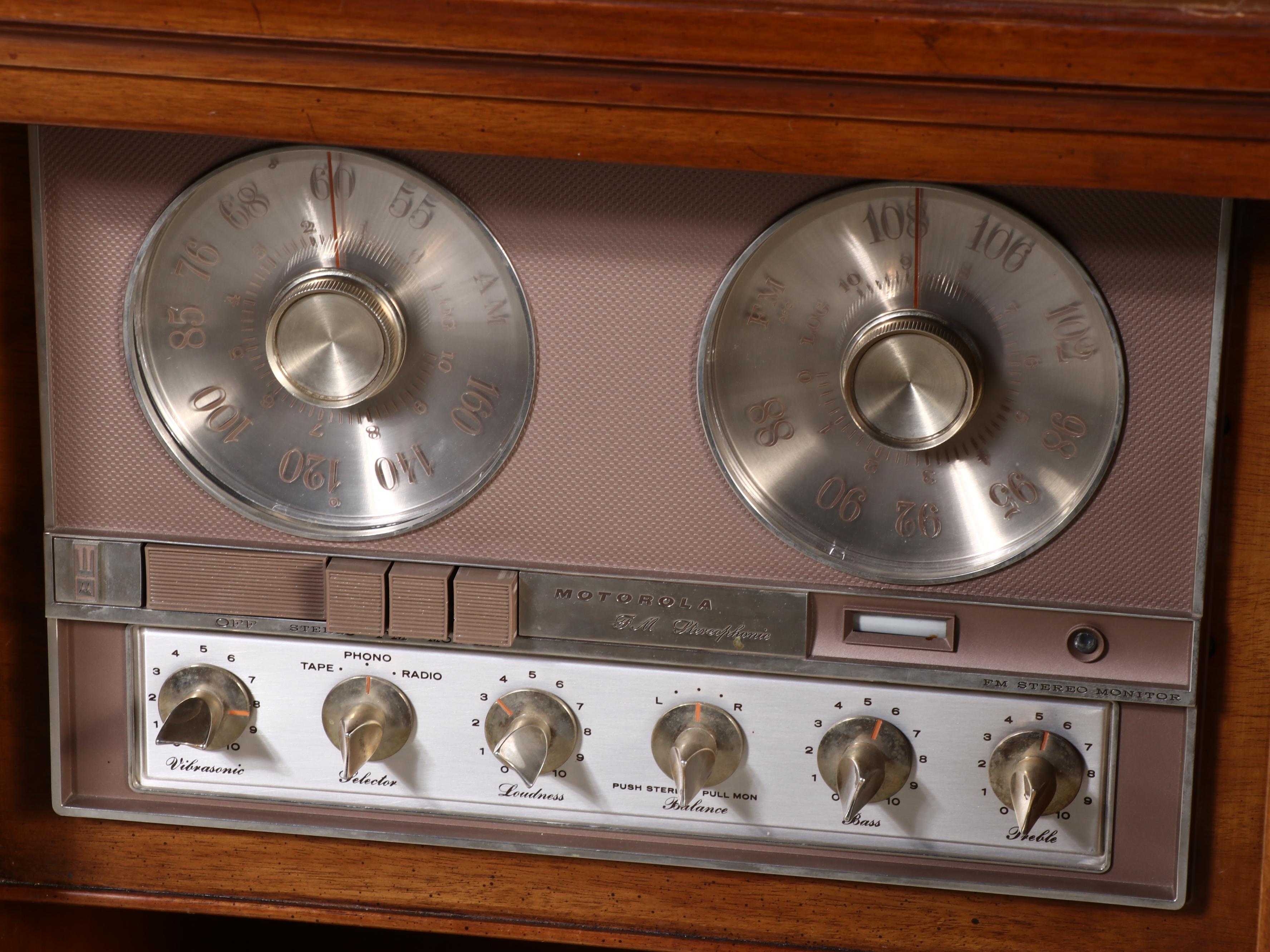 Motorola Stereo and RCA Victor Turntable in Heritage Mahogany Cabinet
