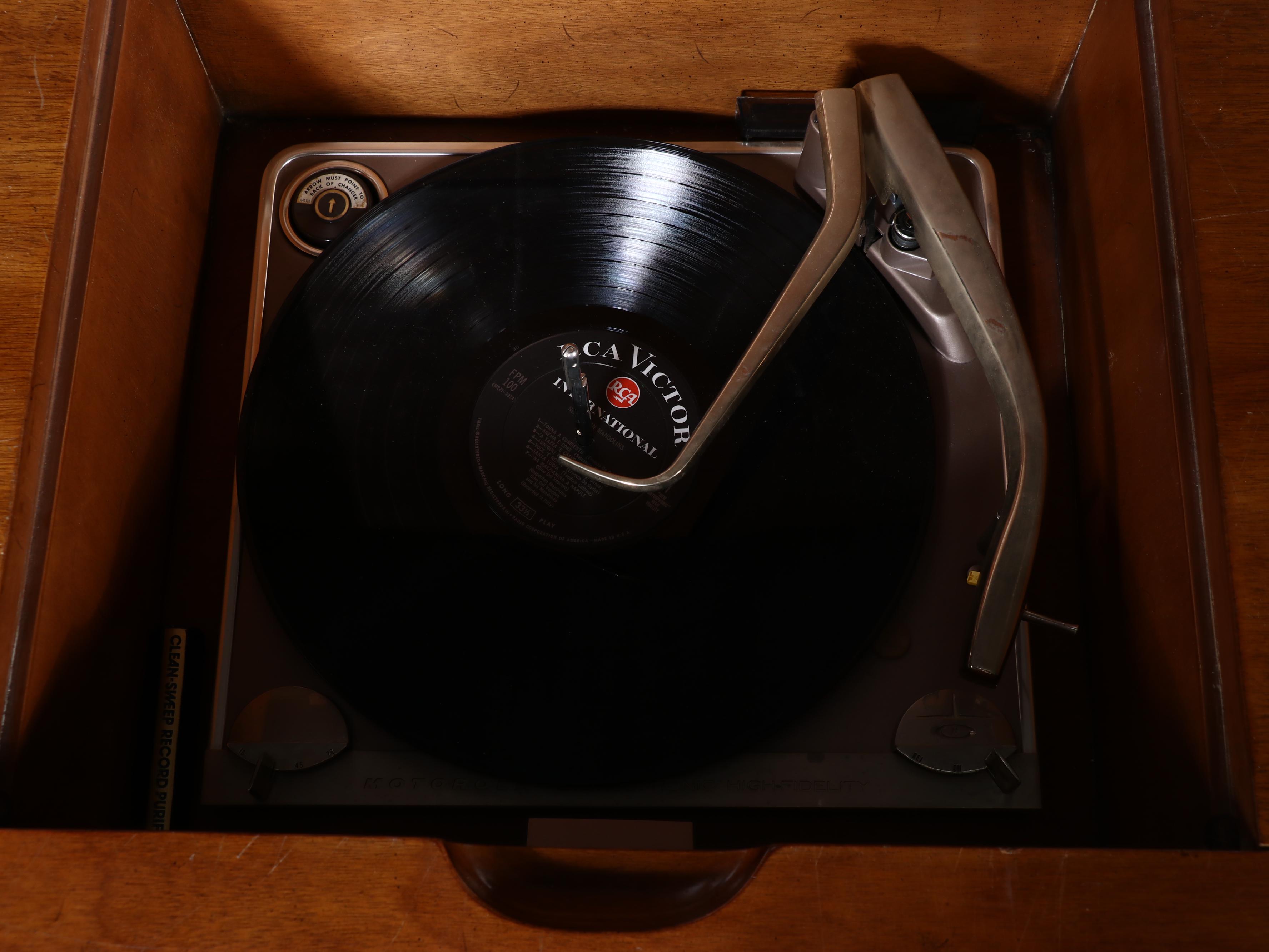 Motorola Stereo and RCA Victor Turntable in Heritage Mahogany Cabinet