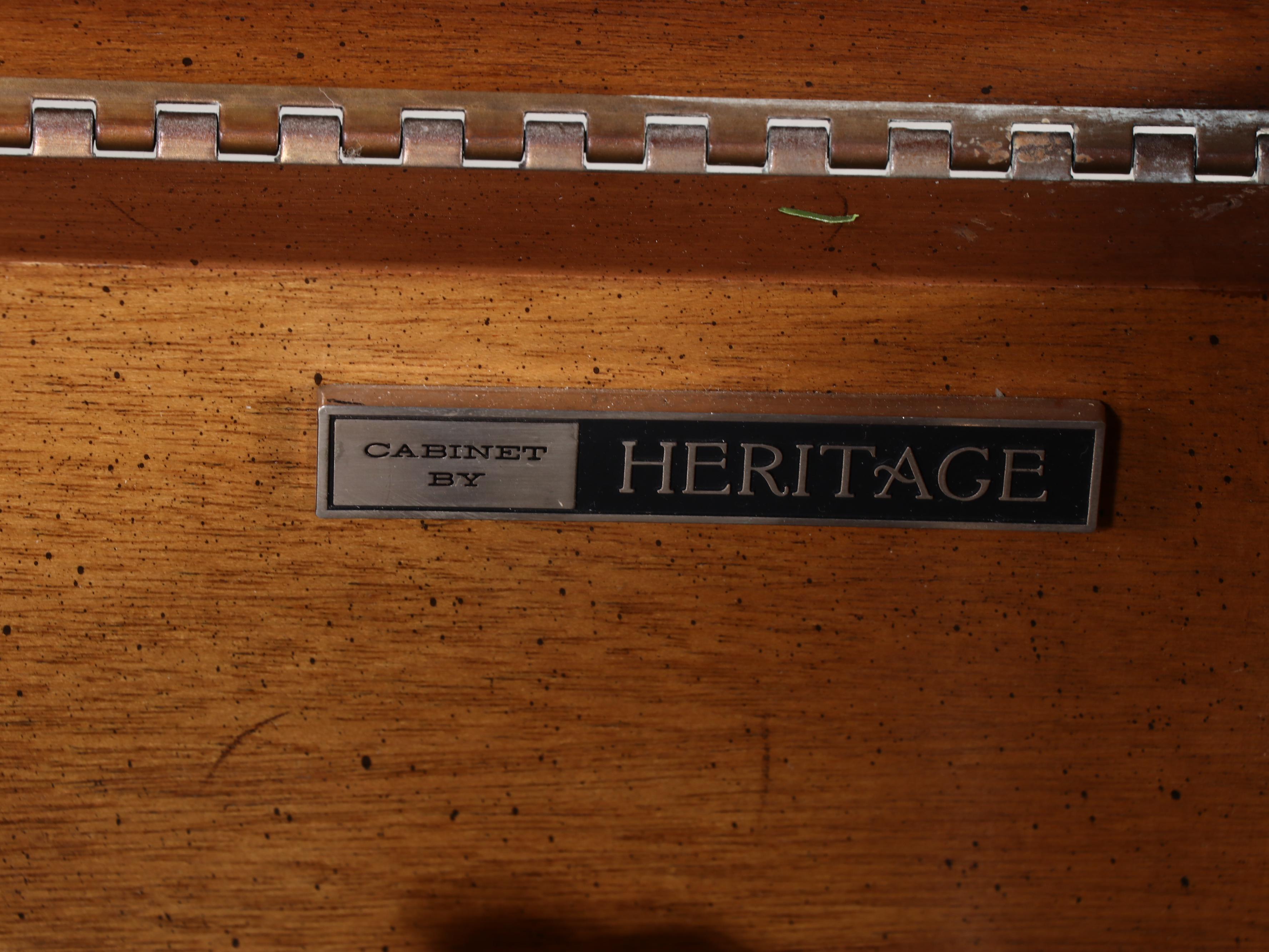 Motorola Stereo and RCA Victor Turntable in Heritage Mahogany Cabinet