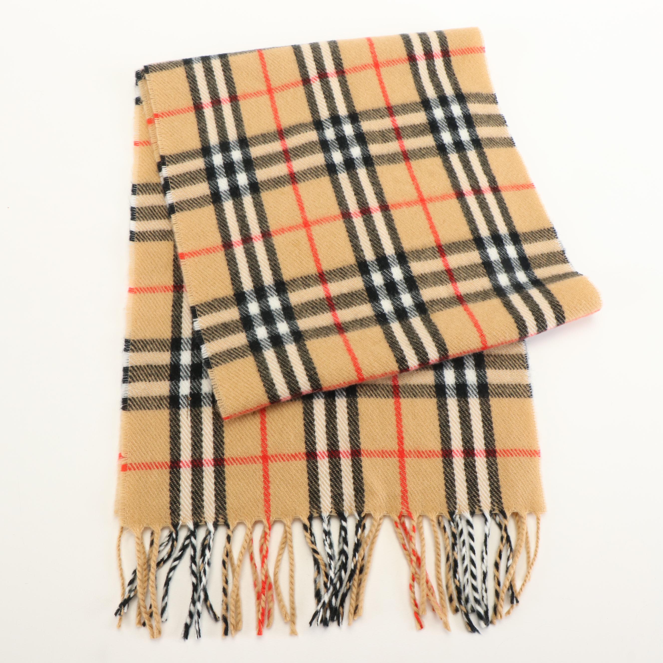 Burberrys Classic Lambswool Fringe Scarf in Vintage Check