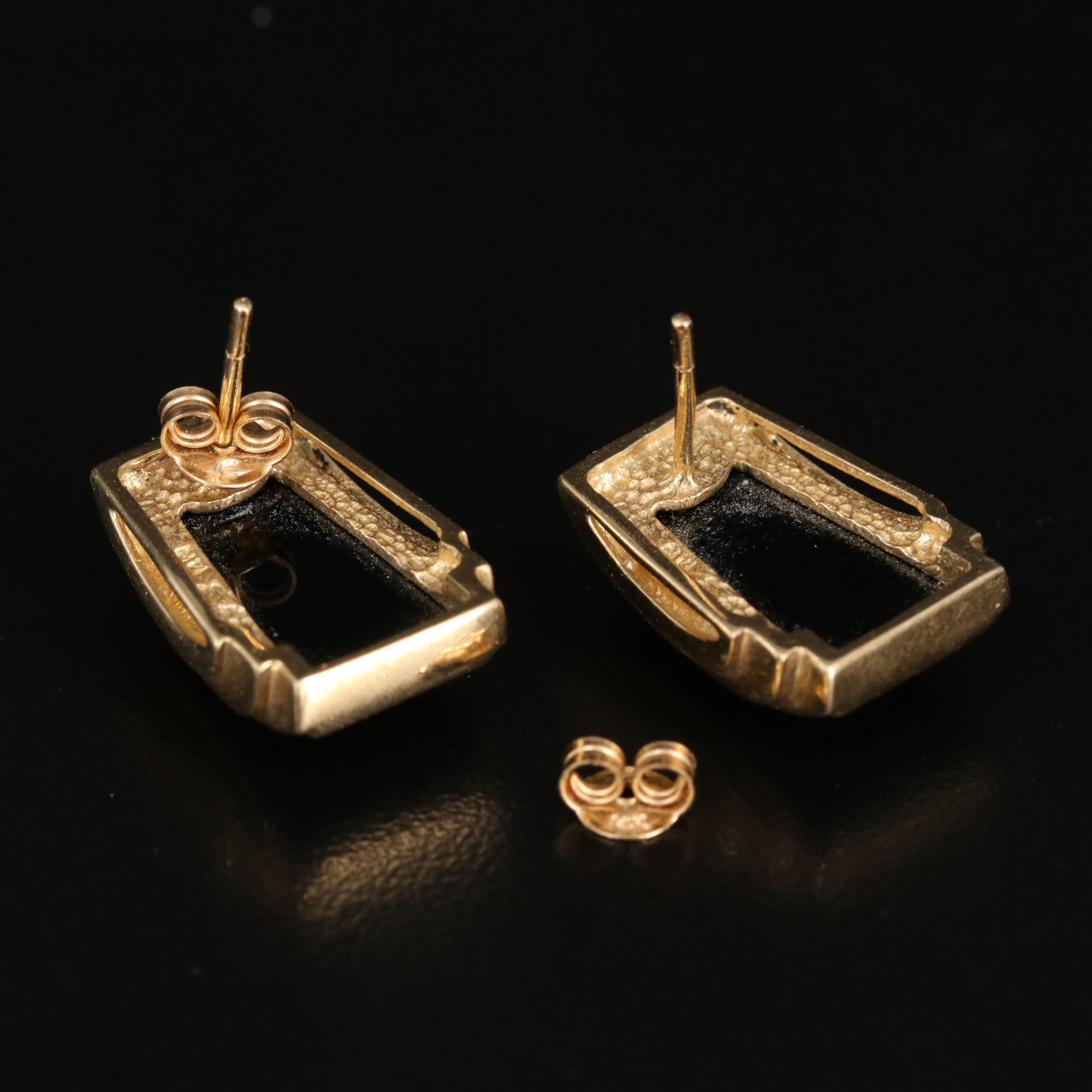 14K Black Onyx Keystone Fluted Earrings