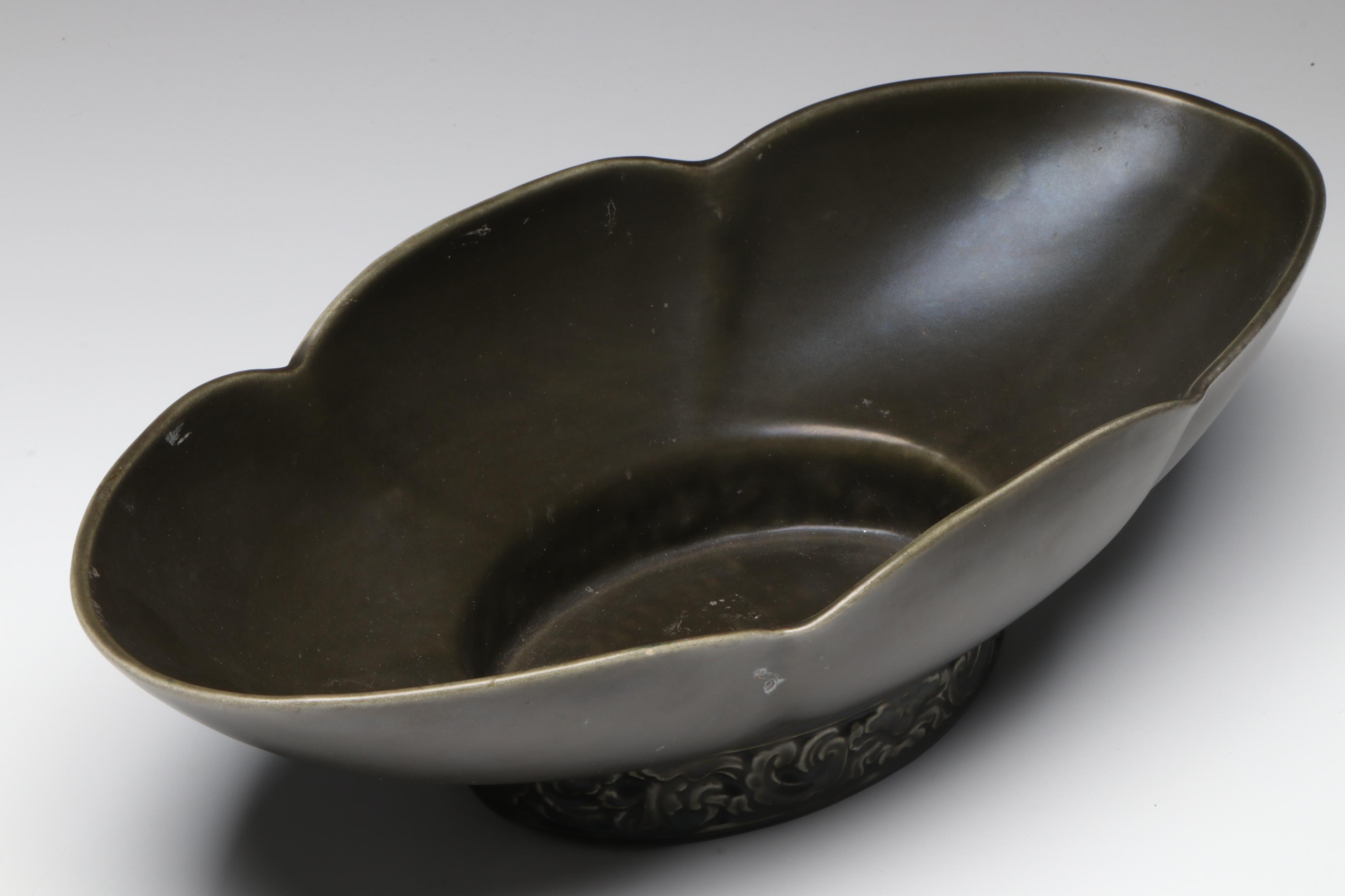 Claire Lerner Pottery Centerpiece Bowl with Other Vases, Mid-20th Century