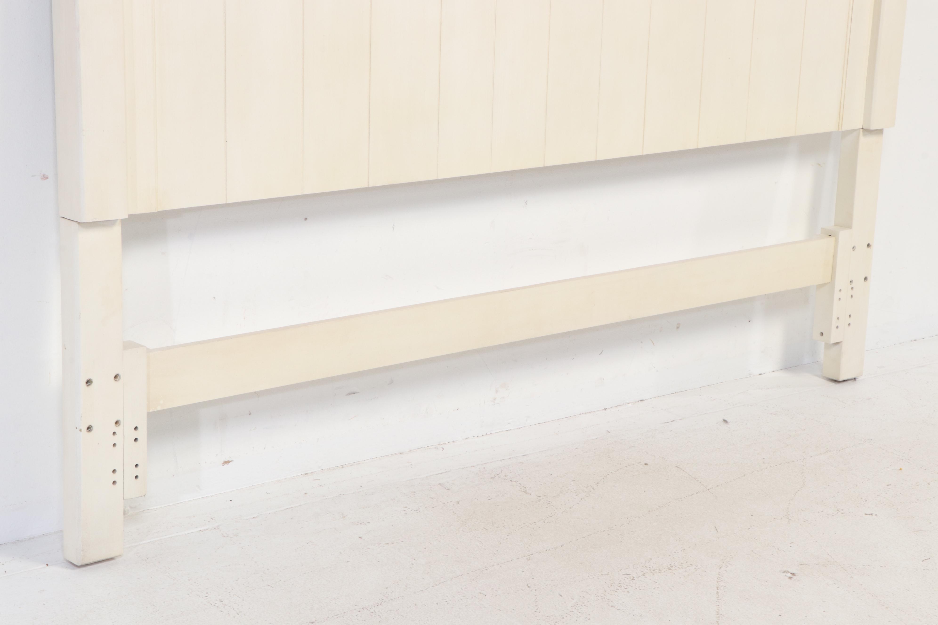 Bassett Furniture Contemporary Cream Painted Wood Bed Frame and Nightstand