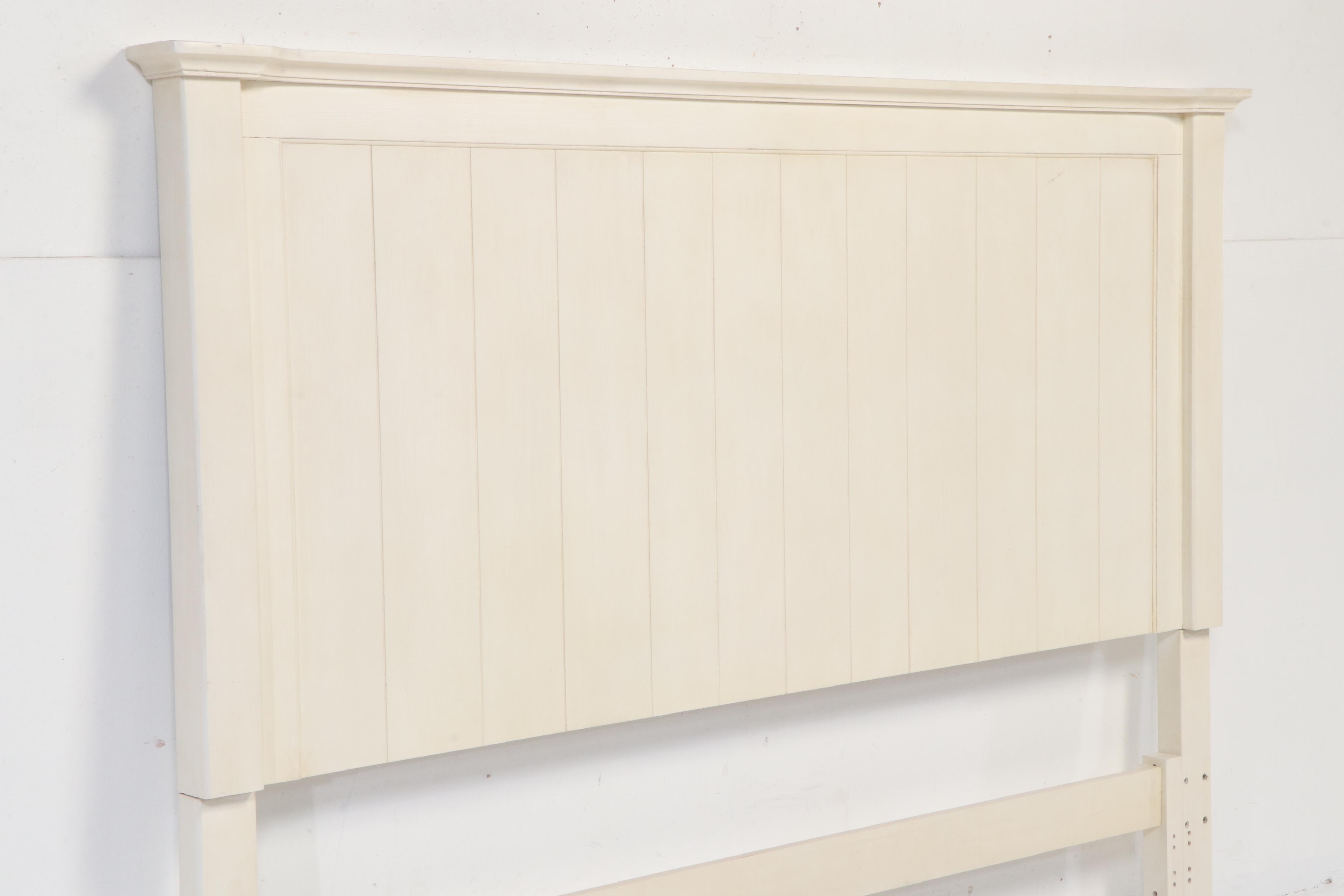 Bassett Furniture Contemporary Cream Painted Wood Bed Frame and Nightstand