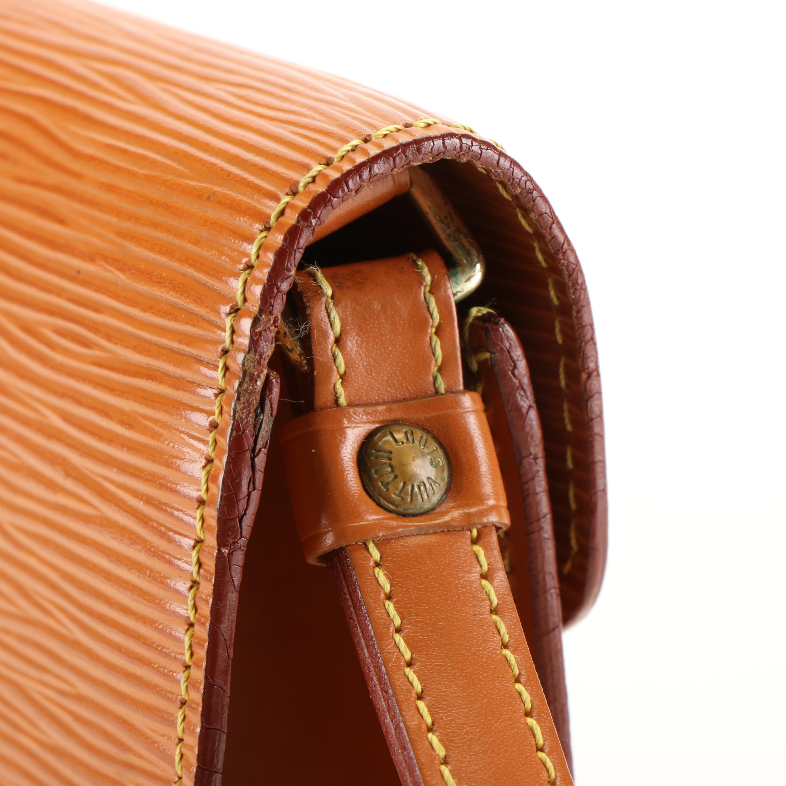 Louis Vuitton Dragonne Handbag in Zipang Gold Epi Leather