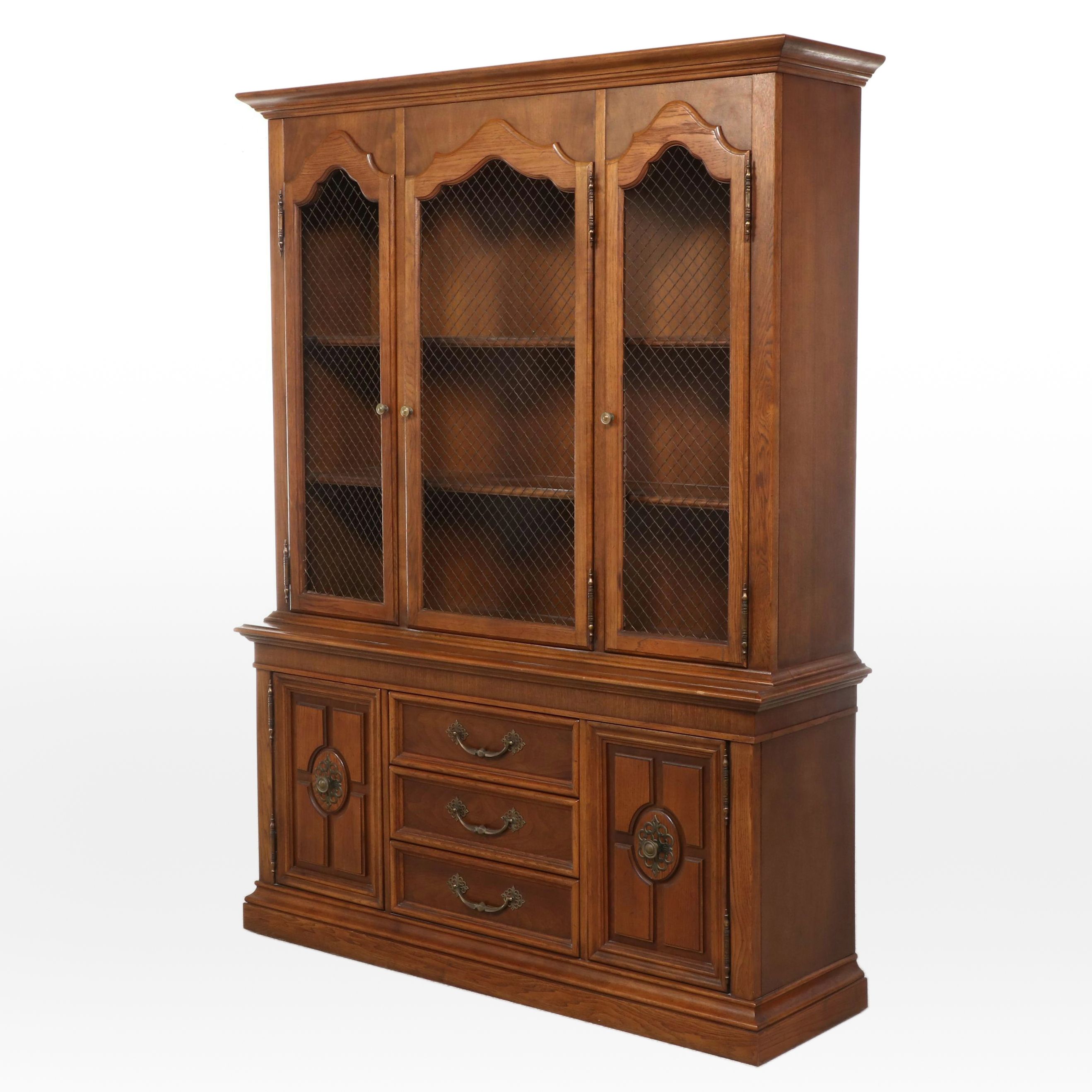 Kroehler Custom Crafted Wooden China Cabinet, Mid to Late 20th Century