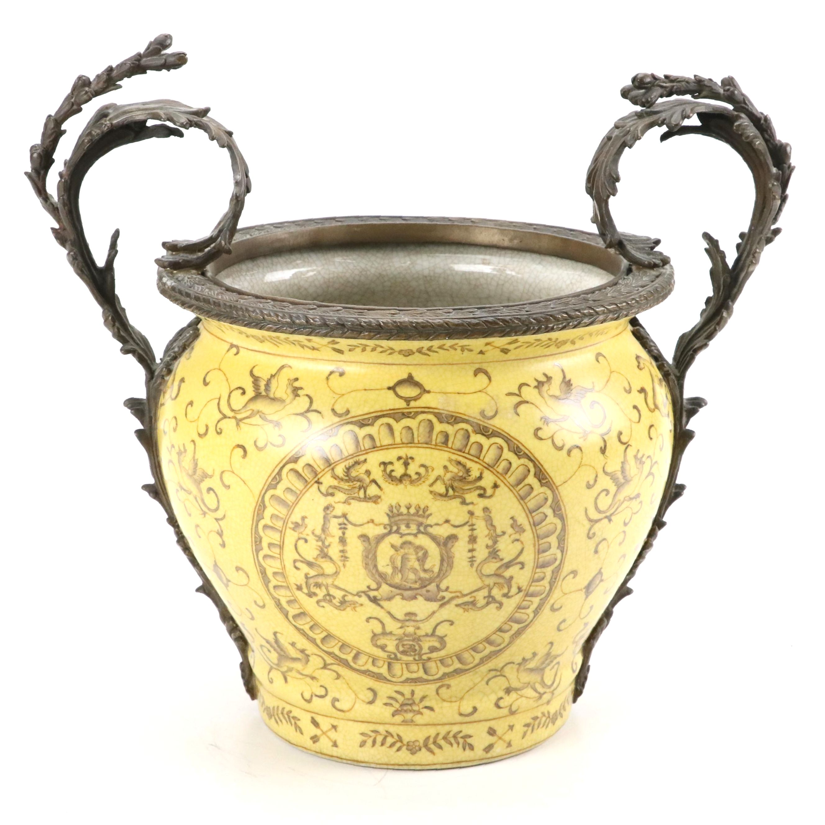 Hua Rong Tang Zhi Chinese Export Ceramic Double Handle Planter