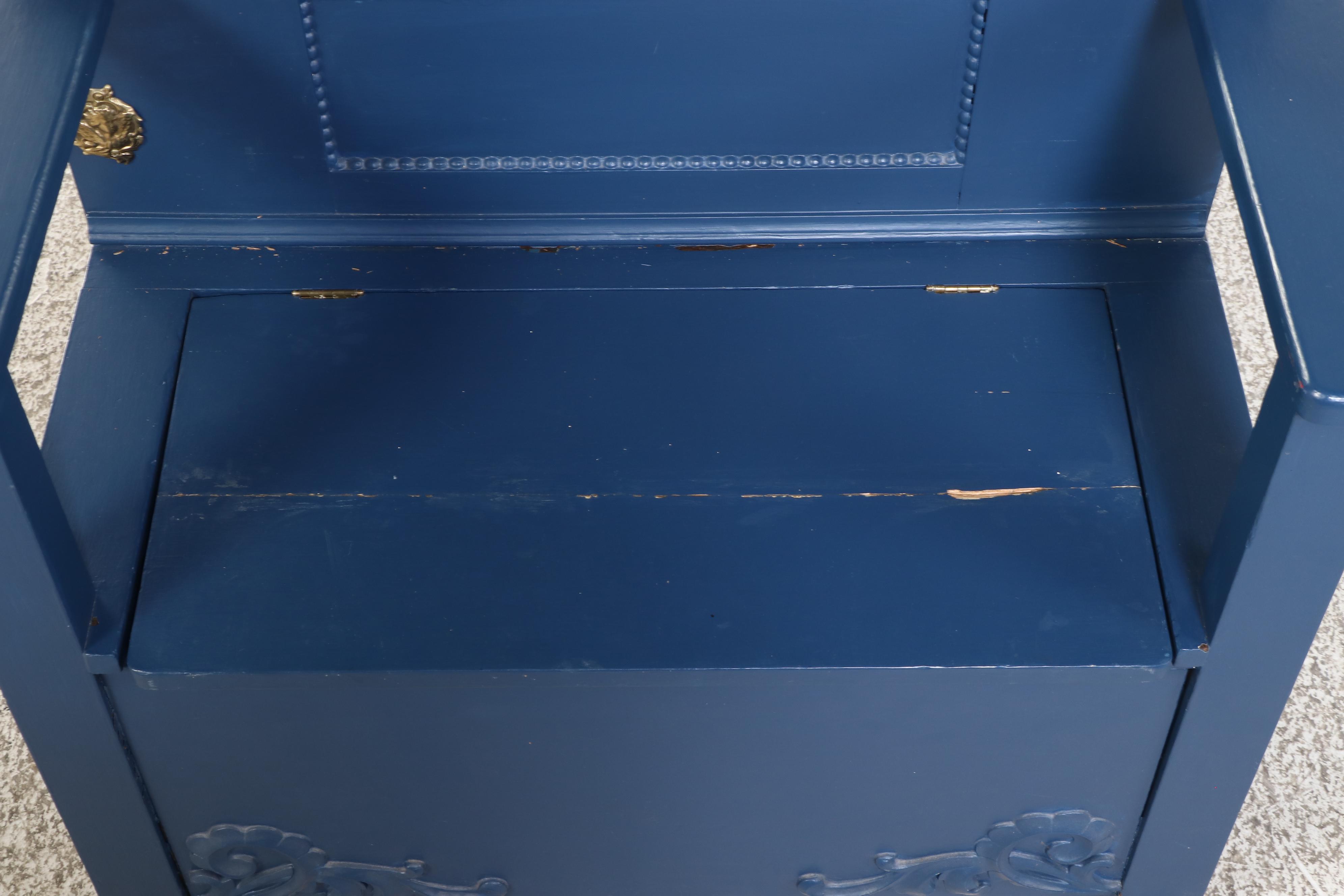 Late Victorian Painted Tiger Oak Hall Tree with Storage Seat