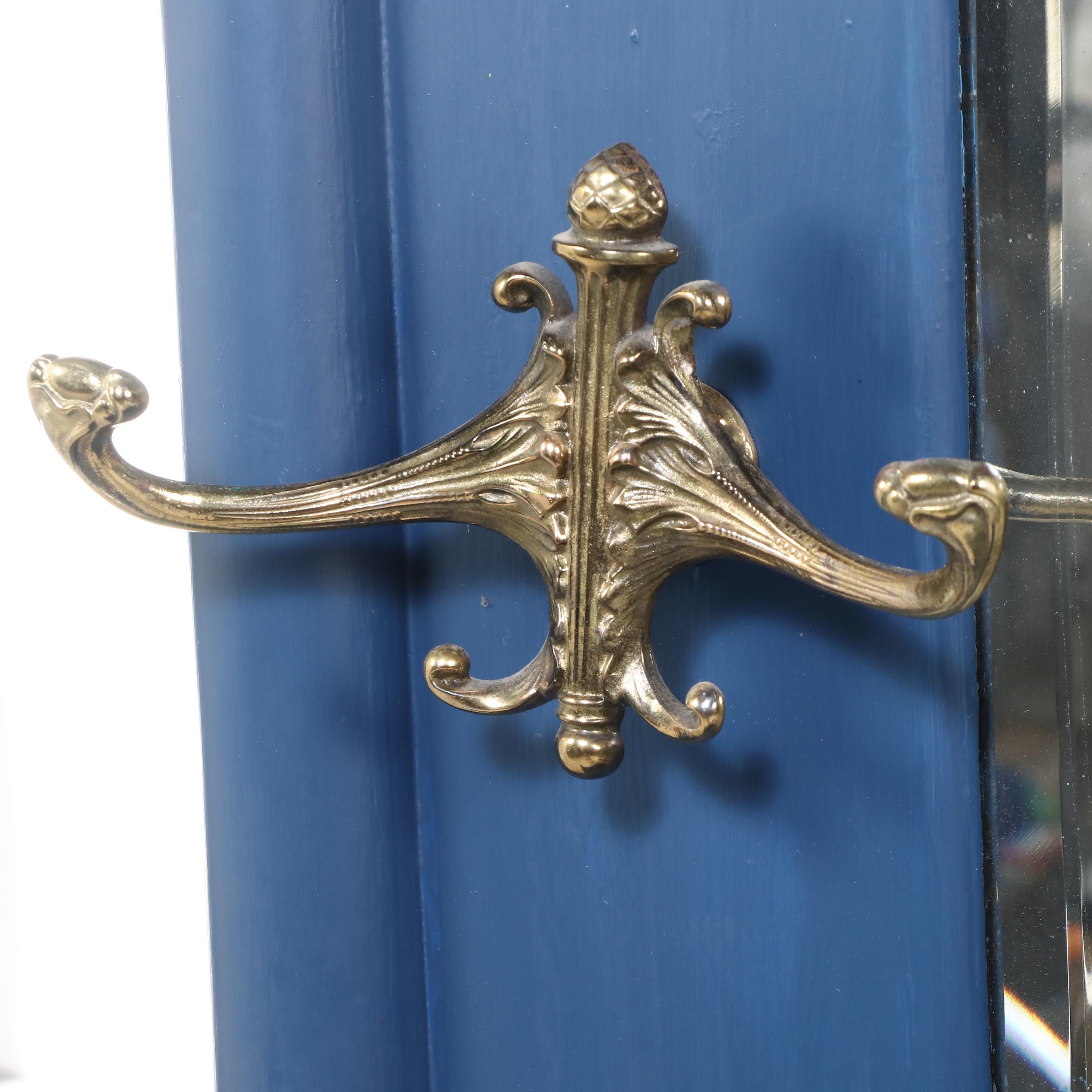 Late Victorian Painted Tiger Oak Hall Tree with Storage Seat