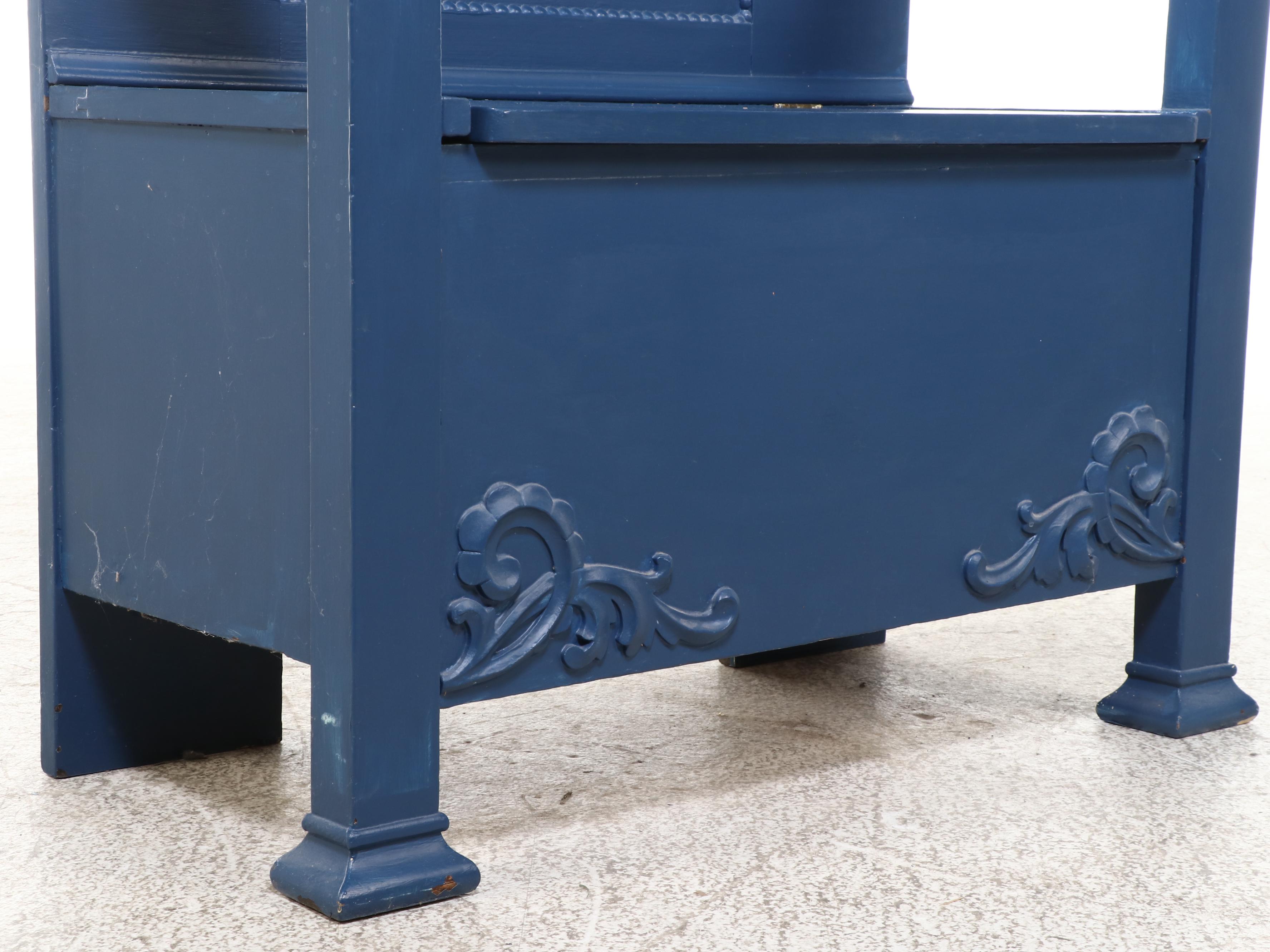 Late Victorian Painted Tiger Oak Hall Tree with Storage Seat