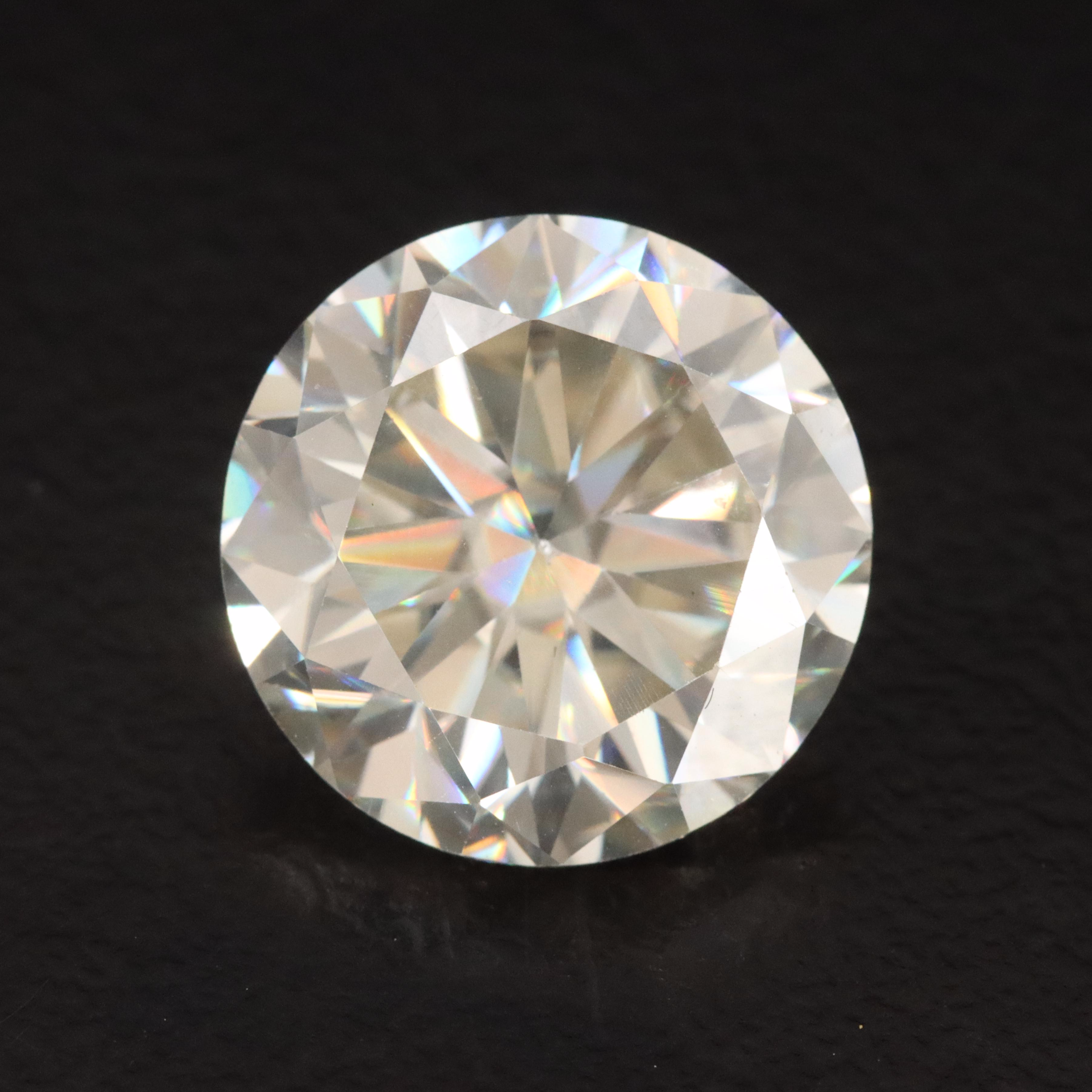 Loose 7.07 CT Moissanite