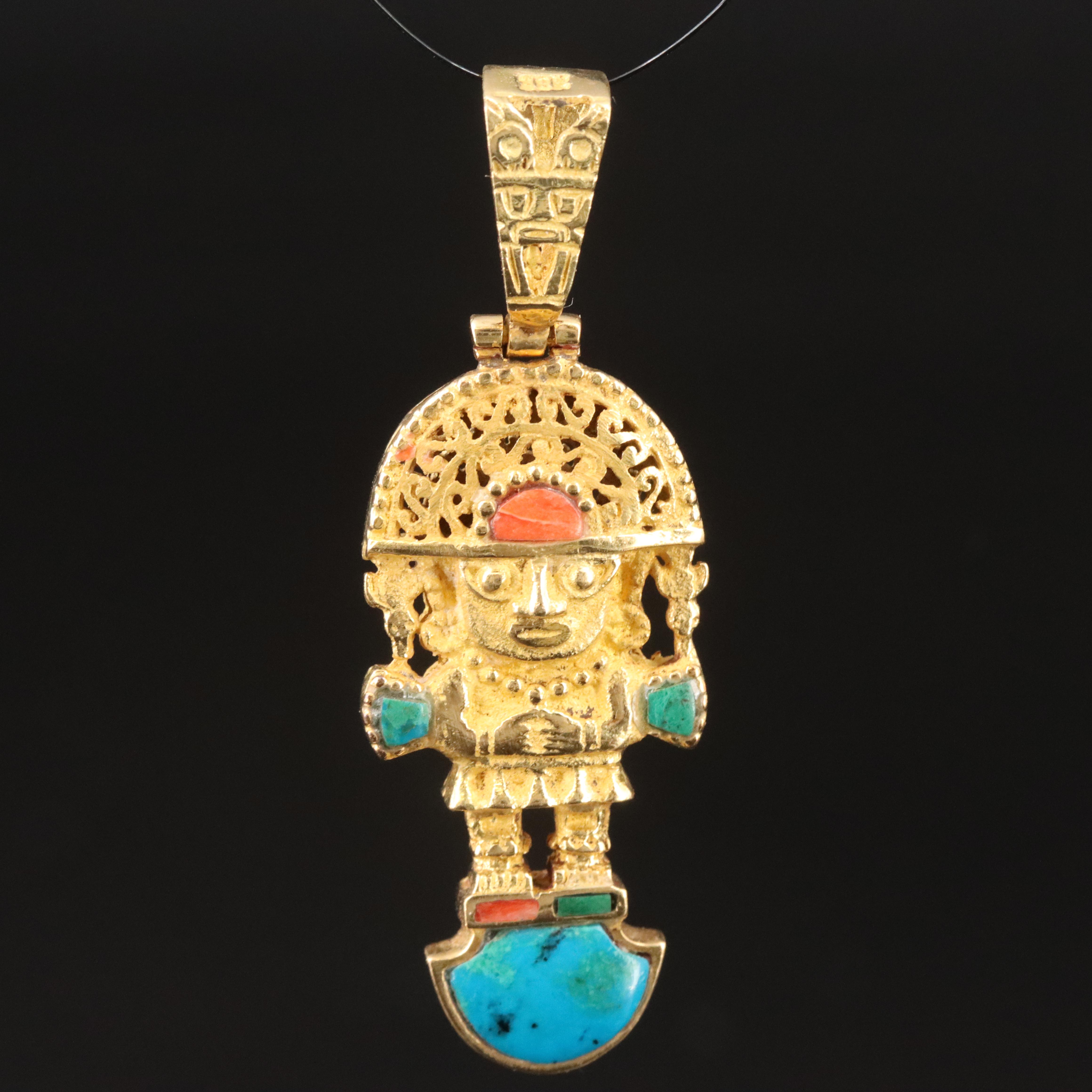 Mesoamerican 18K Chrysocolla and Spiny Oyster Reversible Figural Pendant
