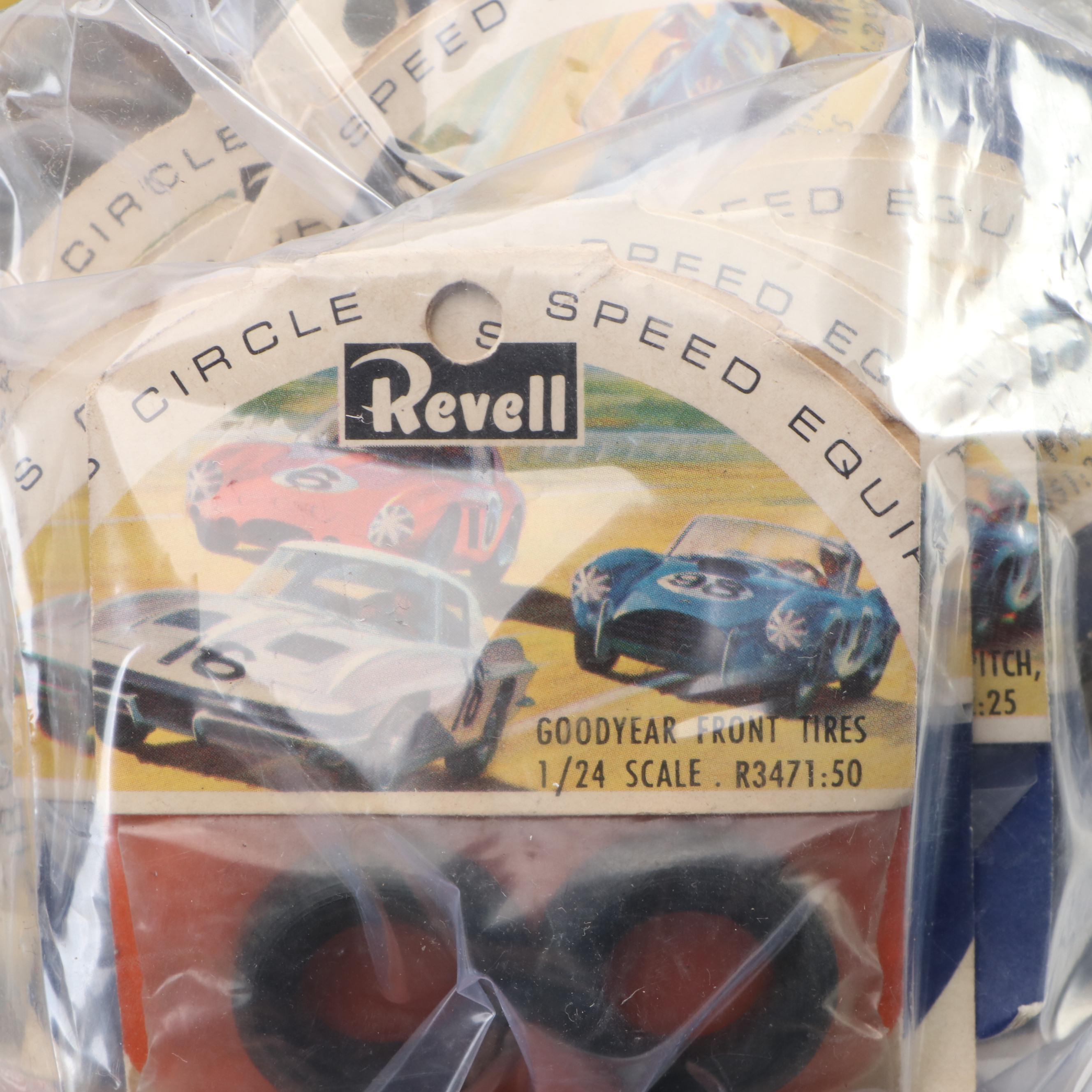 Aurora Stirling Moss Four-Lane Racing Set with Model Car Parts