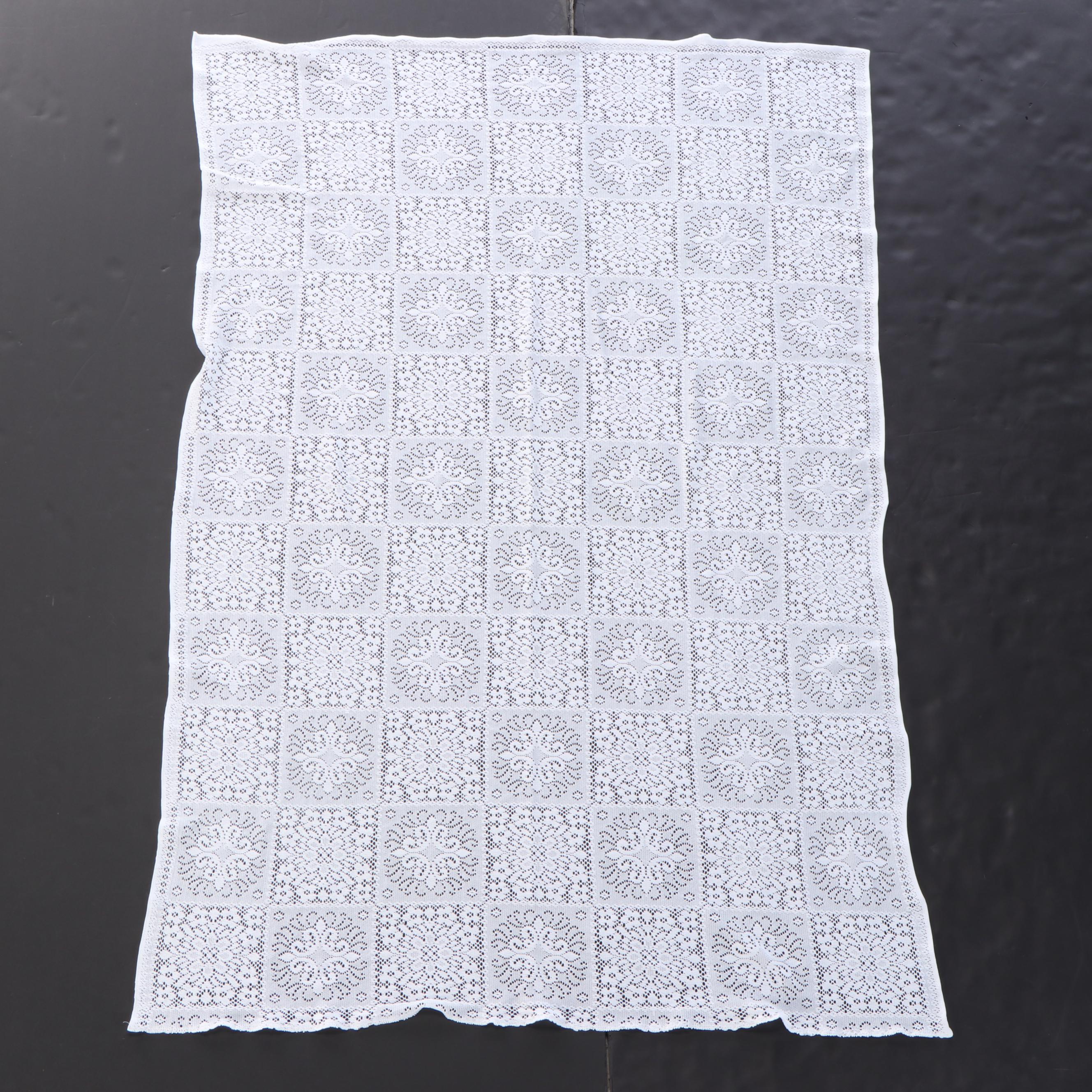 Lace and Crochet Table Linens, 20th Century