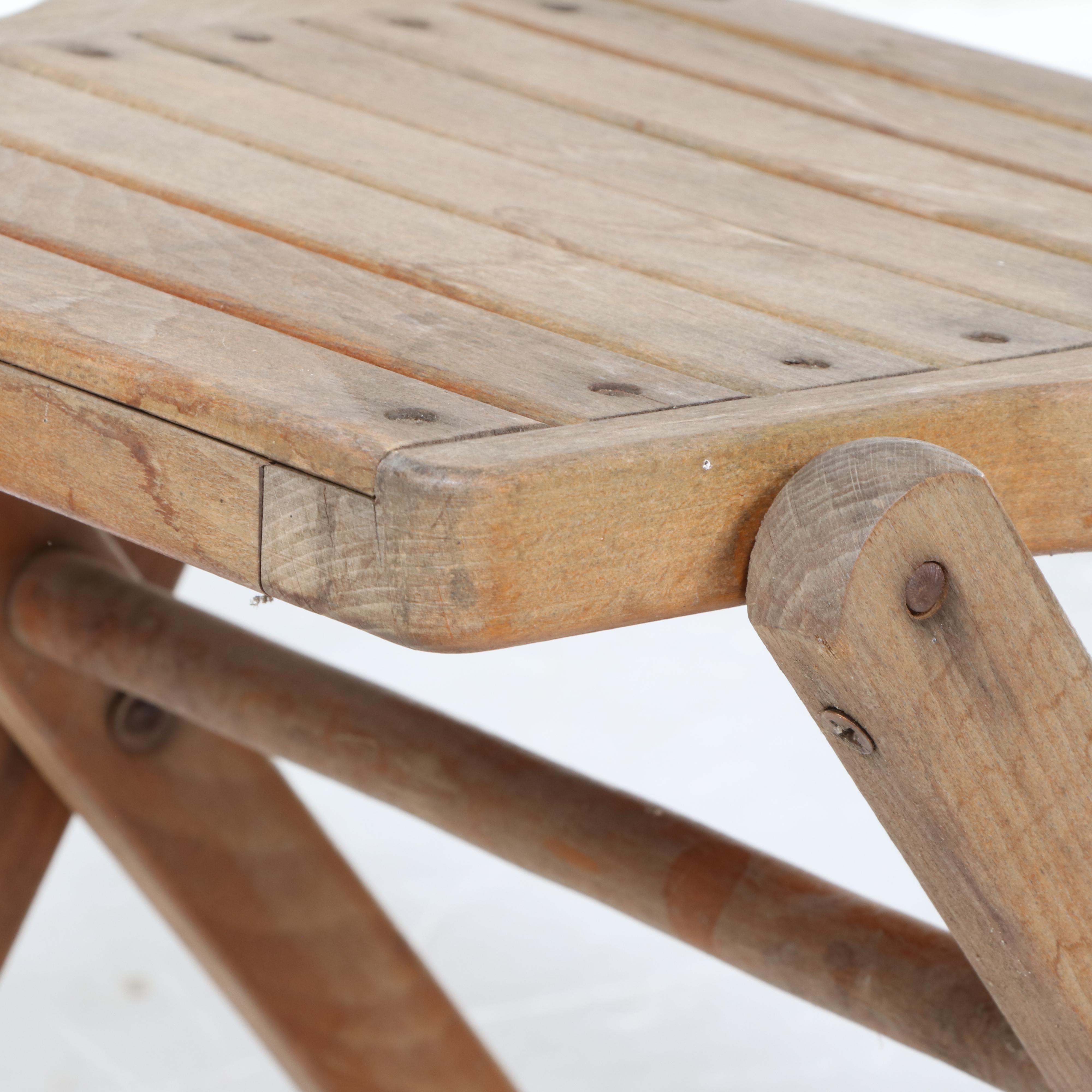 Castle Park Horse Show Wooden Folding Chairs, Early to Mid-20th Century