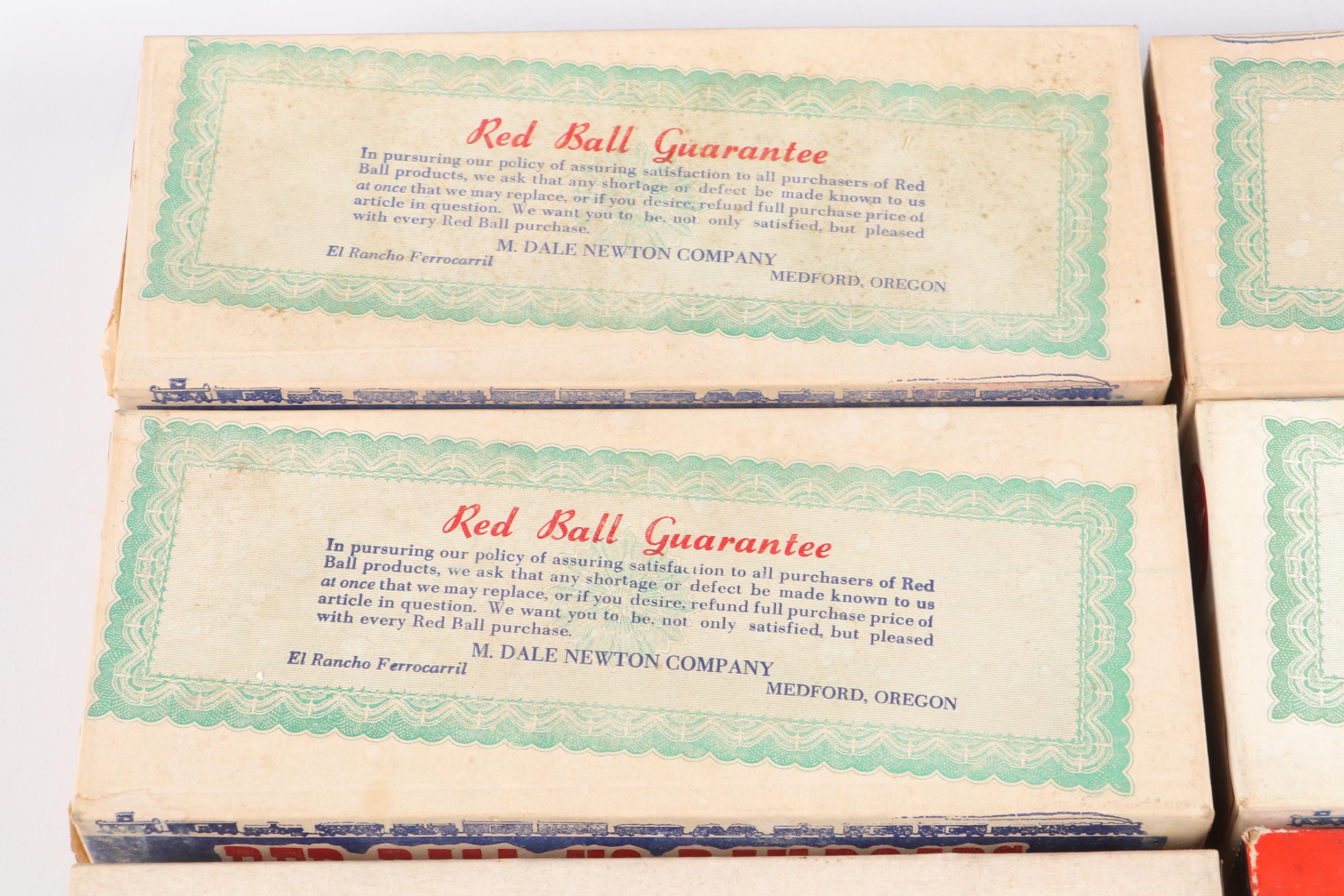 Red Ball Oldie Model Train Kits with Globe Models Santa Fe A169 Streamliner Kit