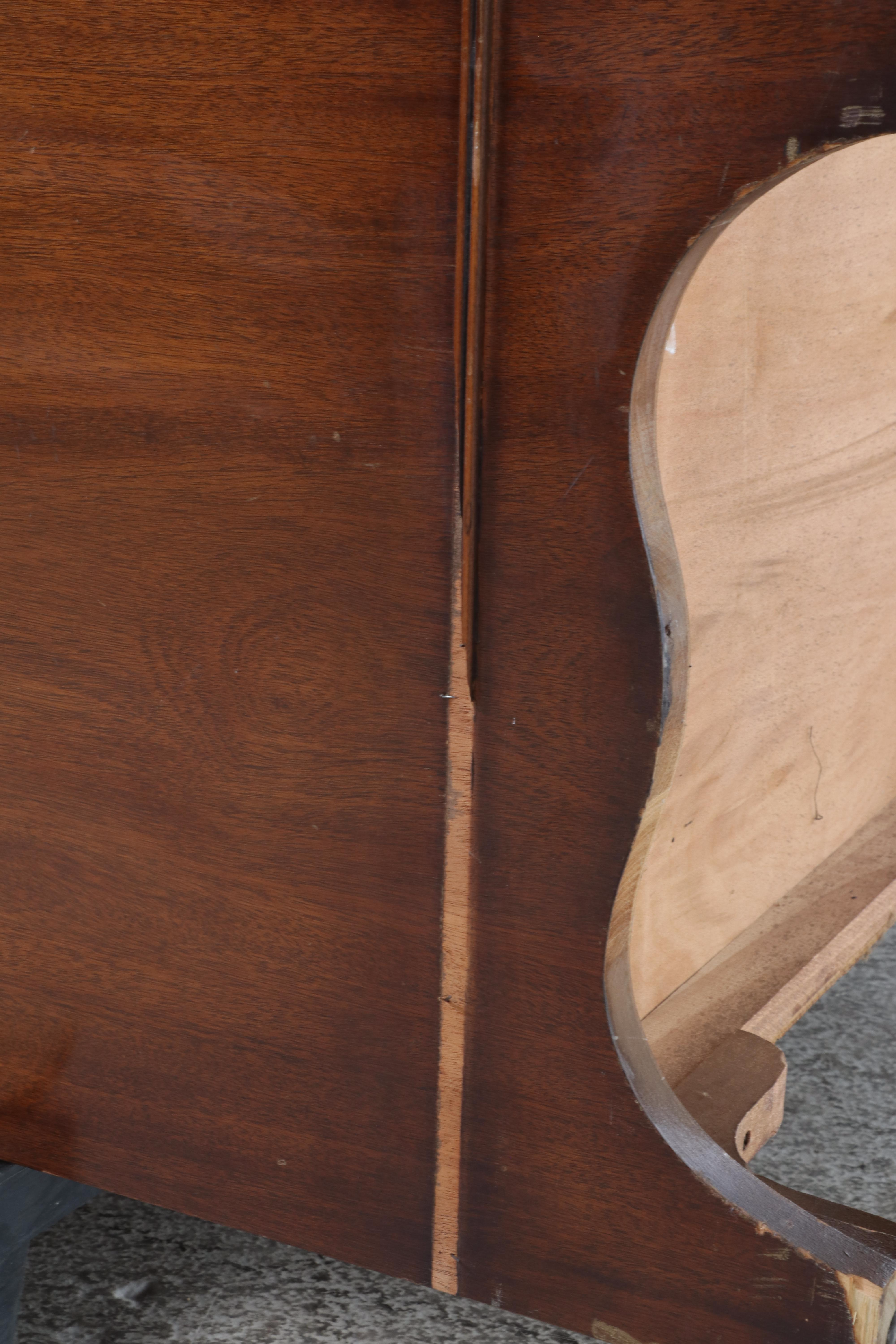 National Furniture Co. Federal Style Mahogany Six-Drawer Bowfront Chest