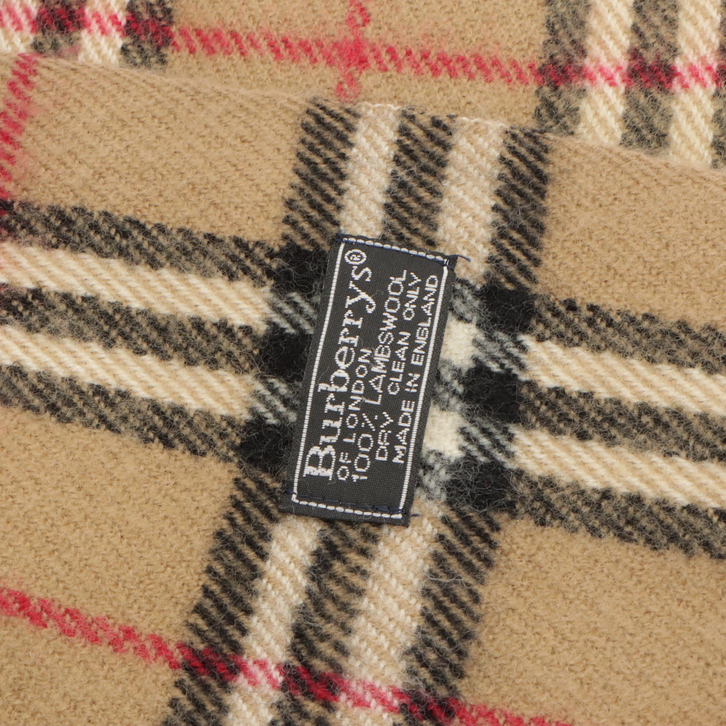 Burberrys of London Lambswool Fringe Scarf in Nova Check