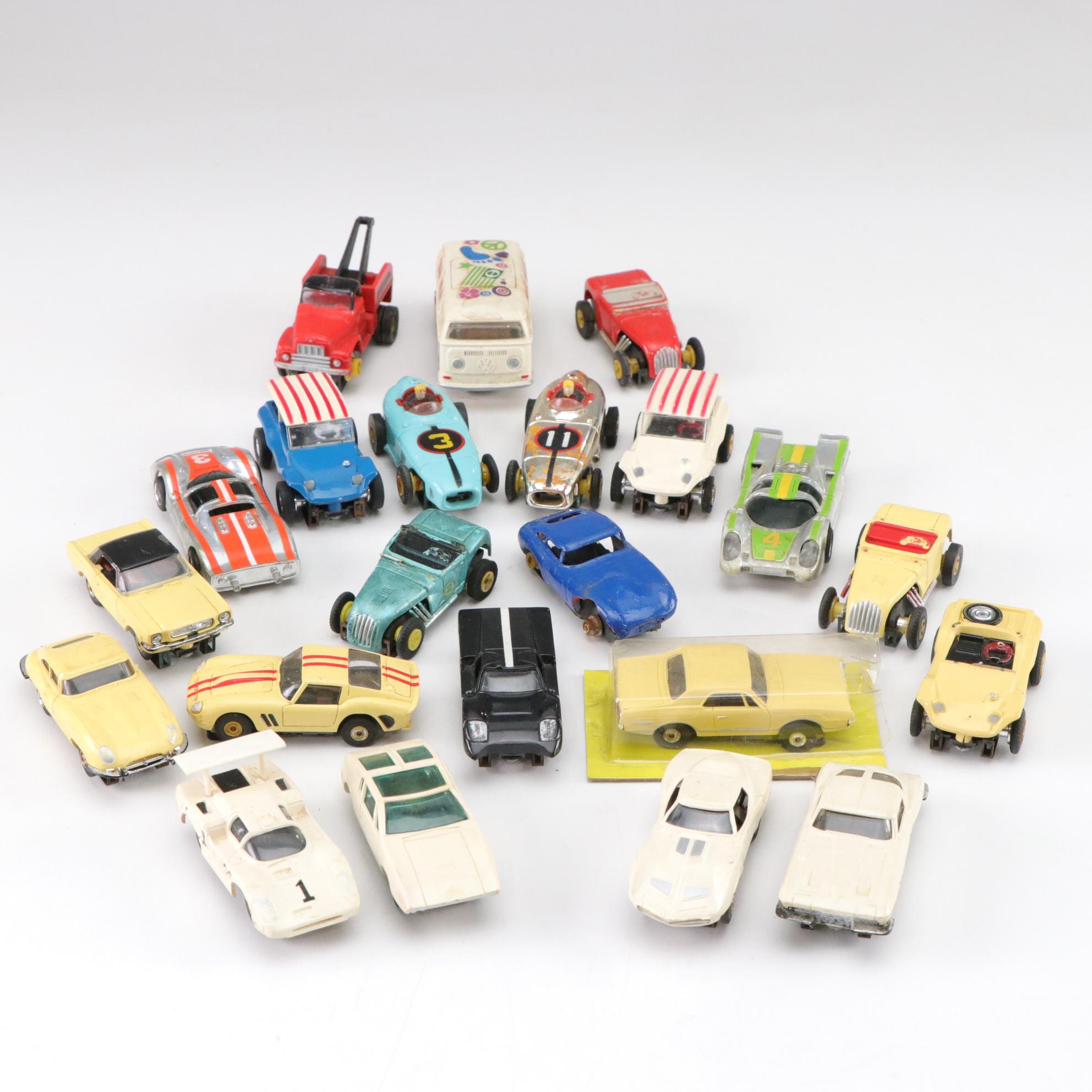 Aurora 60s T-Jet Slot Cars, Mako Shark, Dune Buggy, Magusta, Hot Road & More